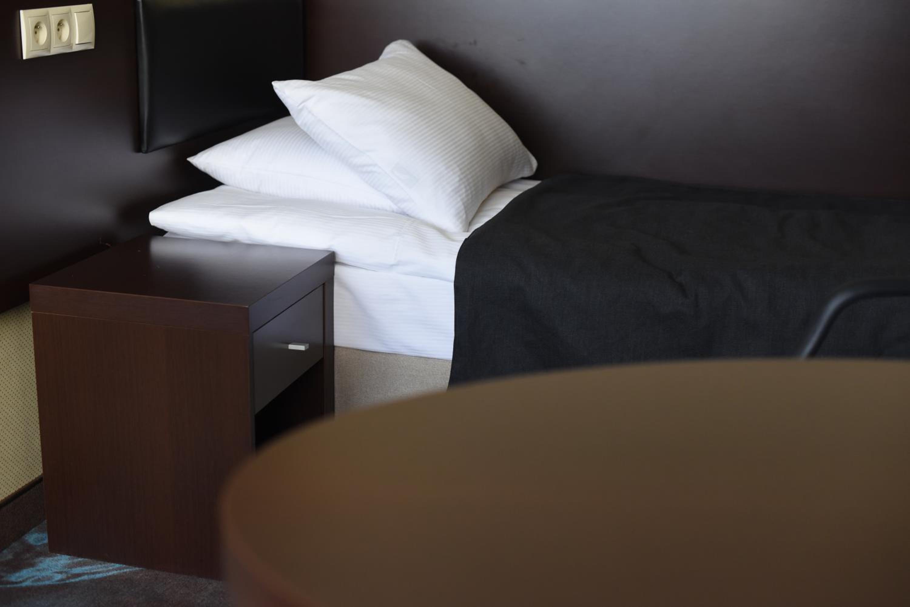 Double or Twin Room - Photo 6