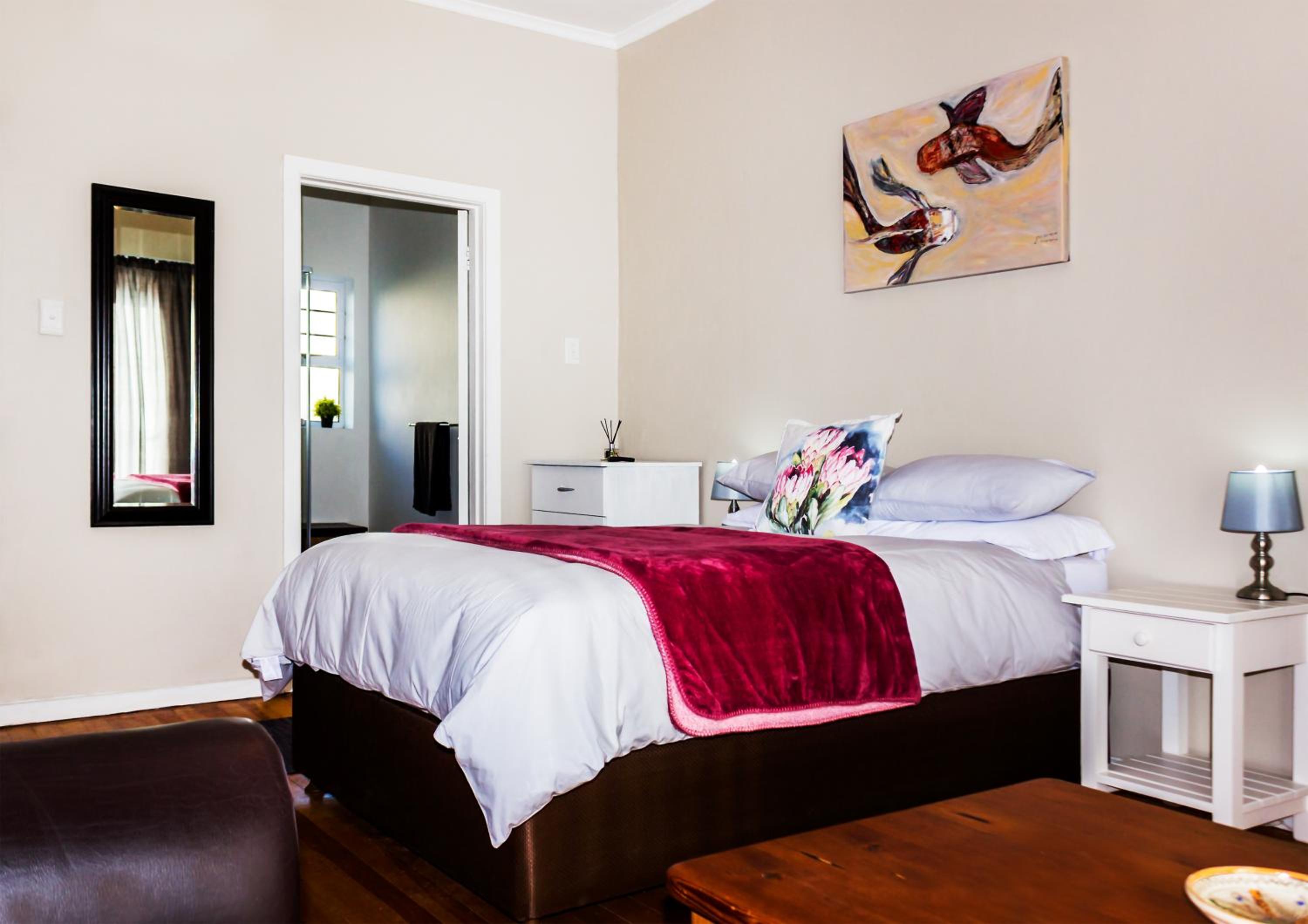 Apartment - Photo 2