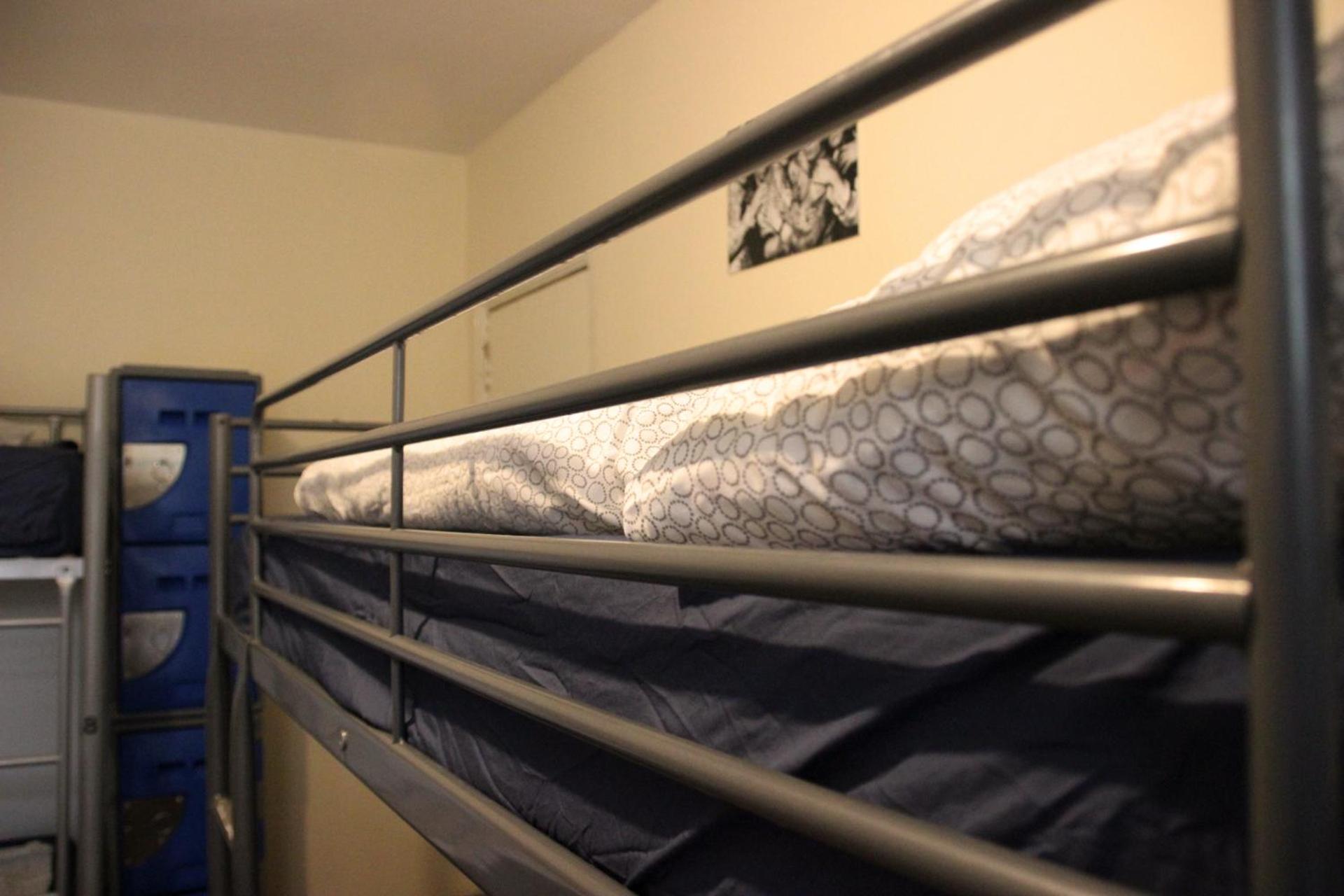 Bed in 6-Bed Mixed Dormitory Room photo 1