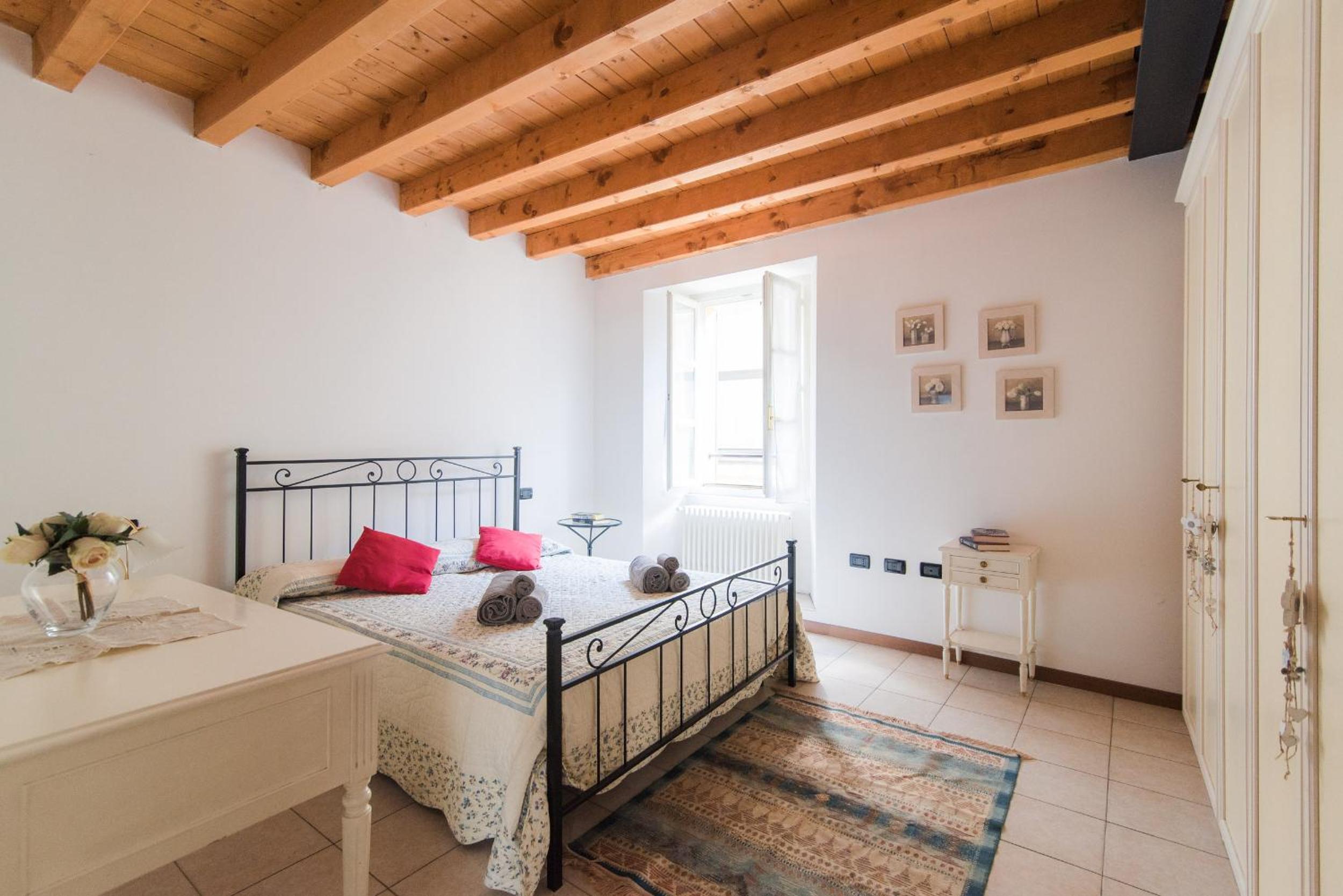 Apartment - Photo 24