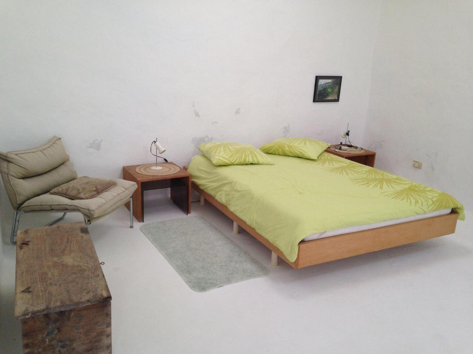 Studio Apartment photo 2