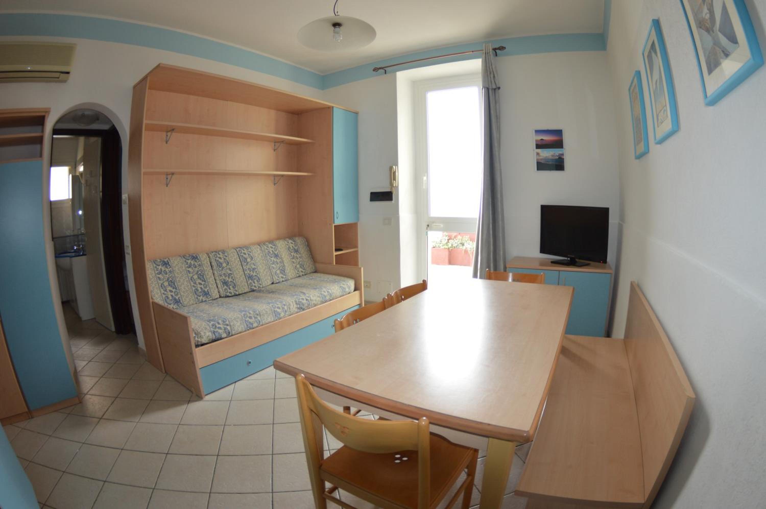 Apartment photo 3