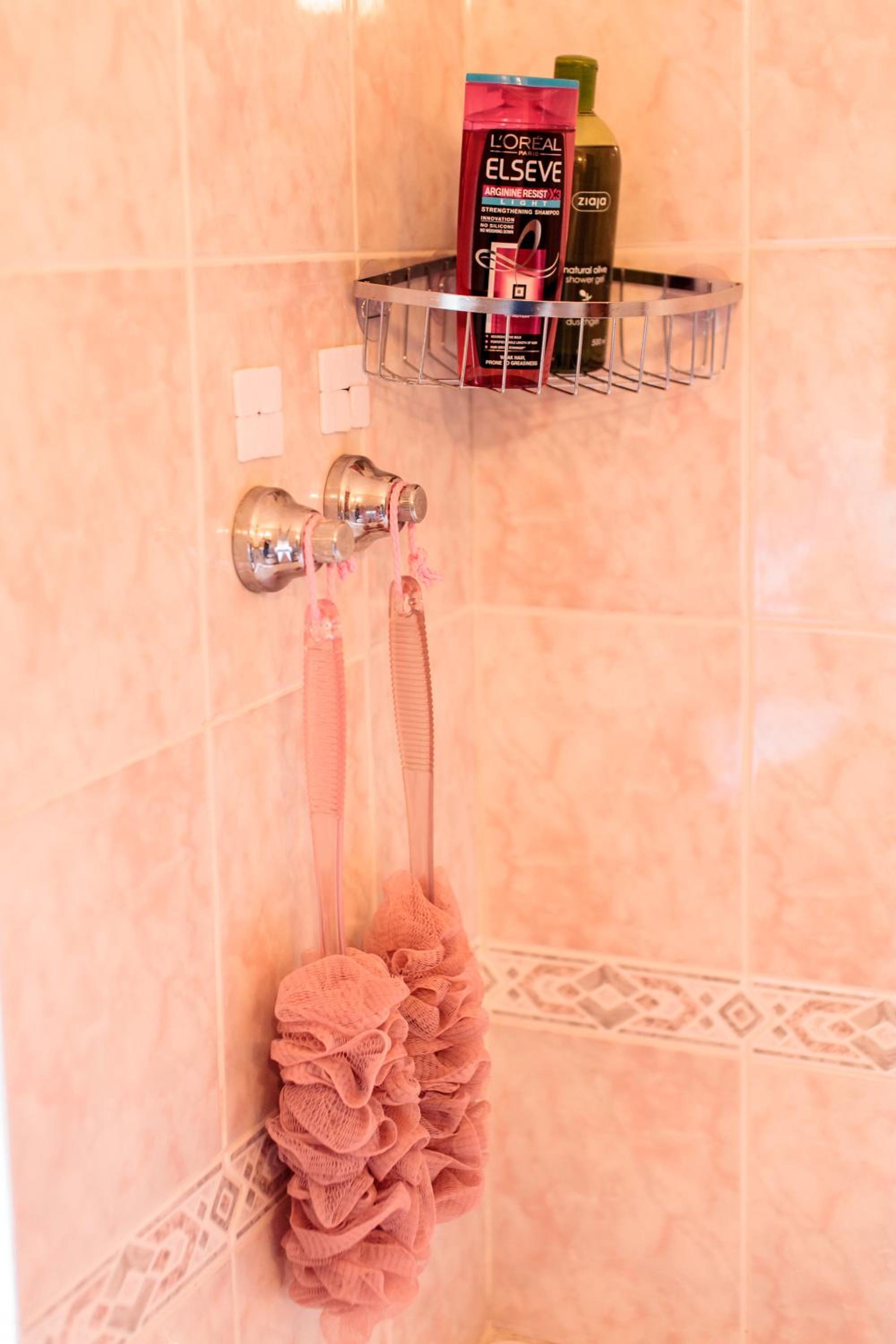 Three-Bedroom Apartment - Photo 4
