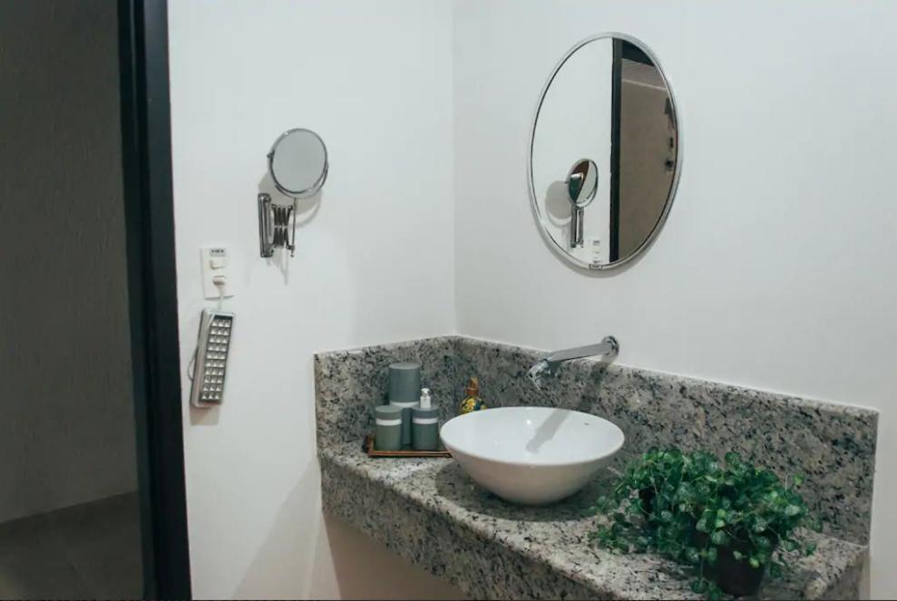 Large Double or Twin Room photo 3