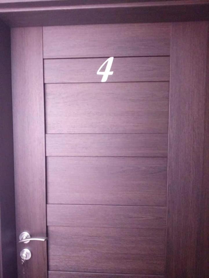 Twin Room - Photo 8