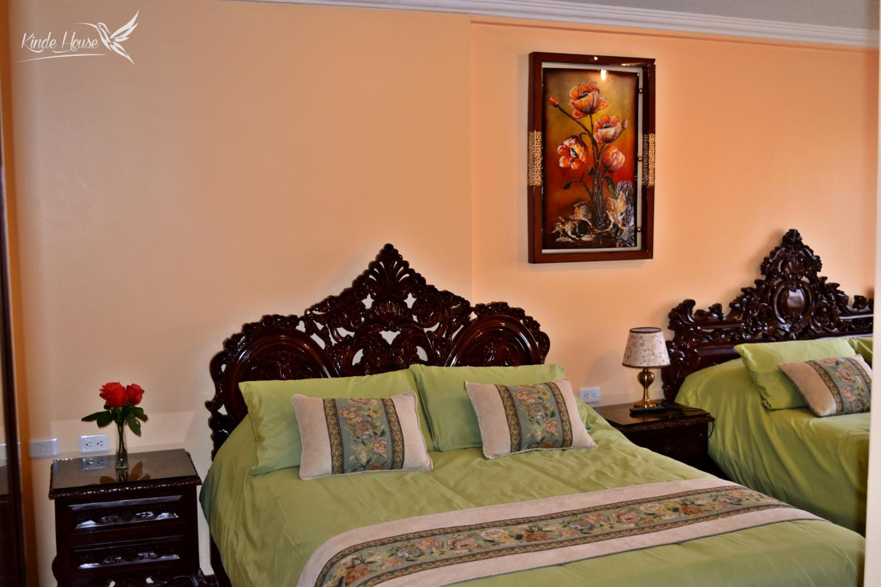 Twin Room with Private Bathroom photo 2