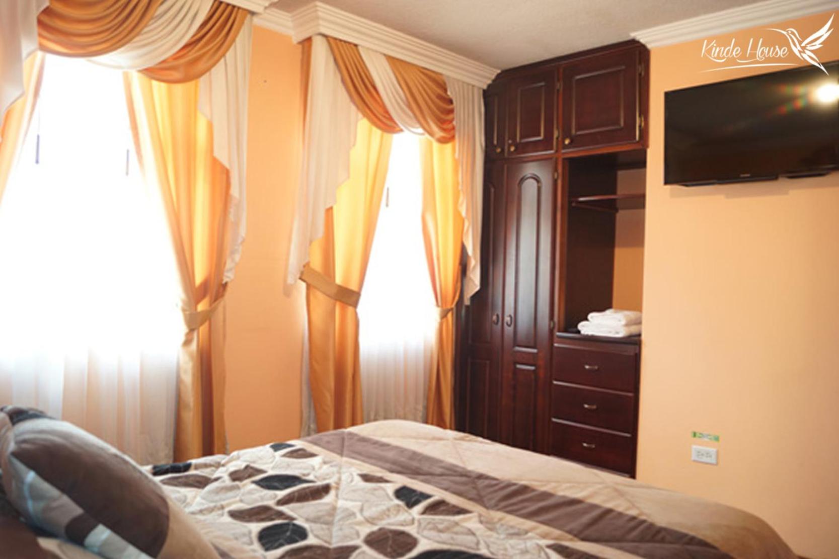 Single Room with Private External Bathroom photo 2