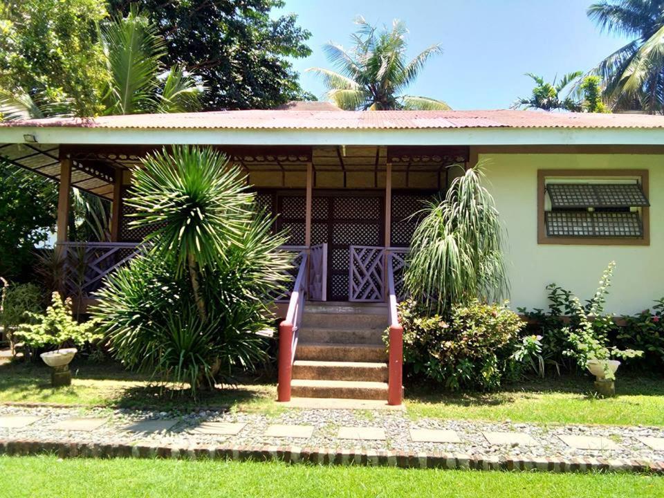 2 Bedroom Capiz House 1 - Photo 4