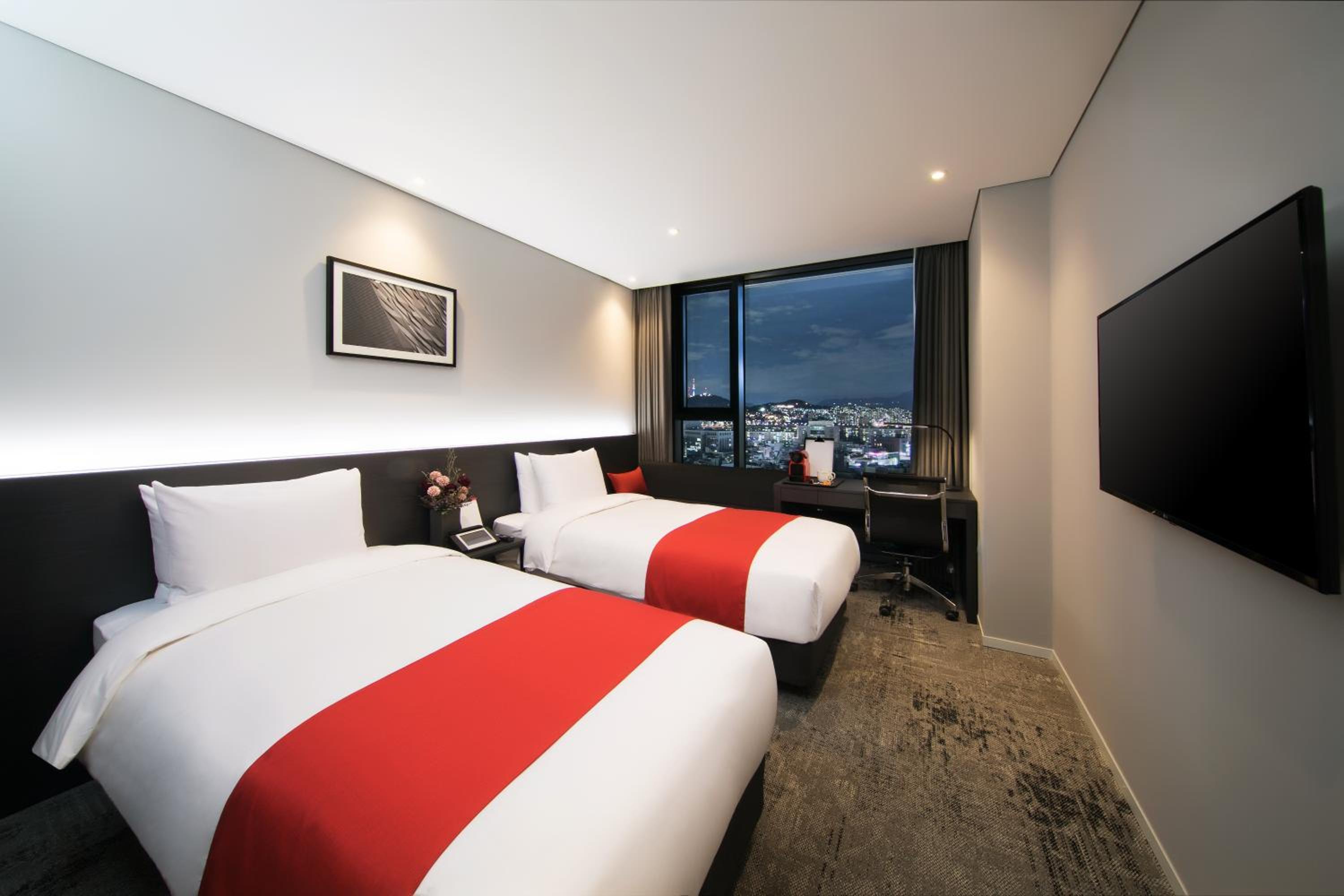 Deluxe Twin Room - Photo 3