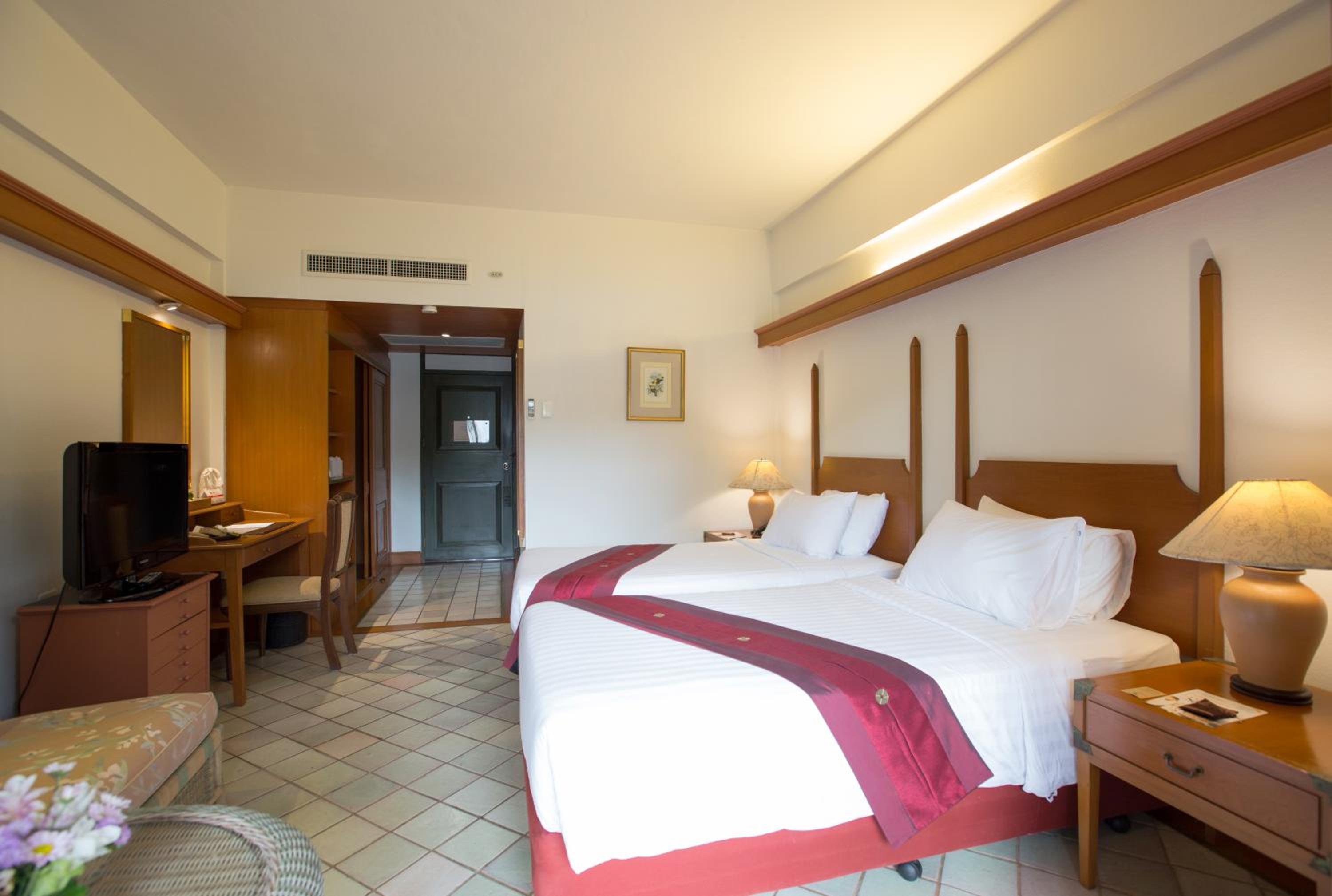Superior Double or Twin Room - Photo 3