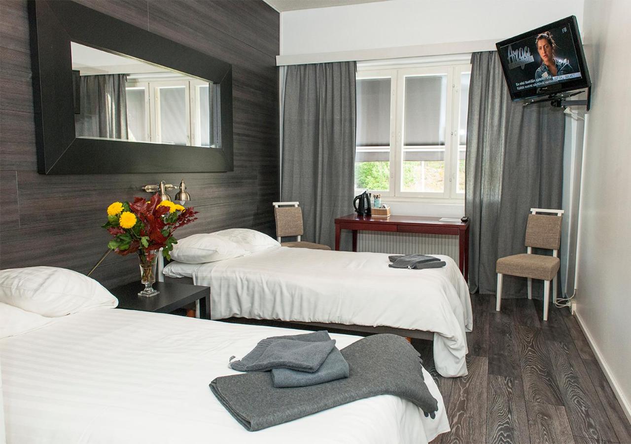 Twin Room - Photo 1