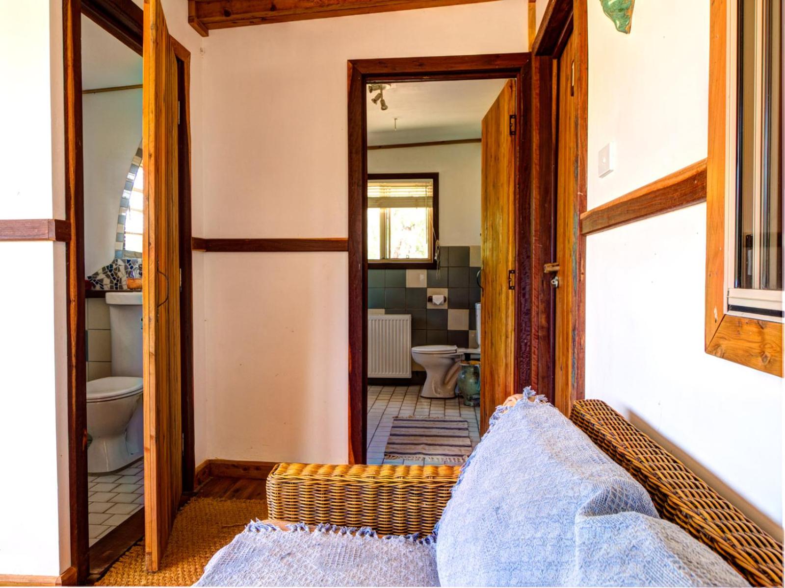 The Farmhouse 3 - Shared Bathroom