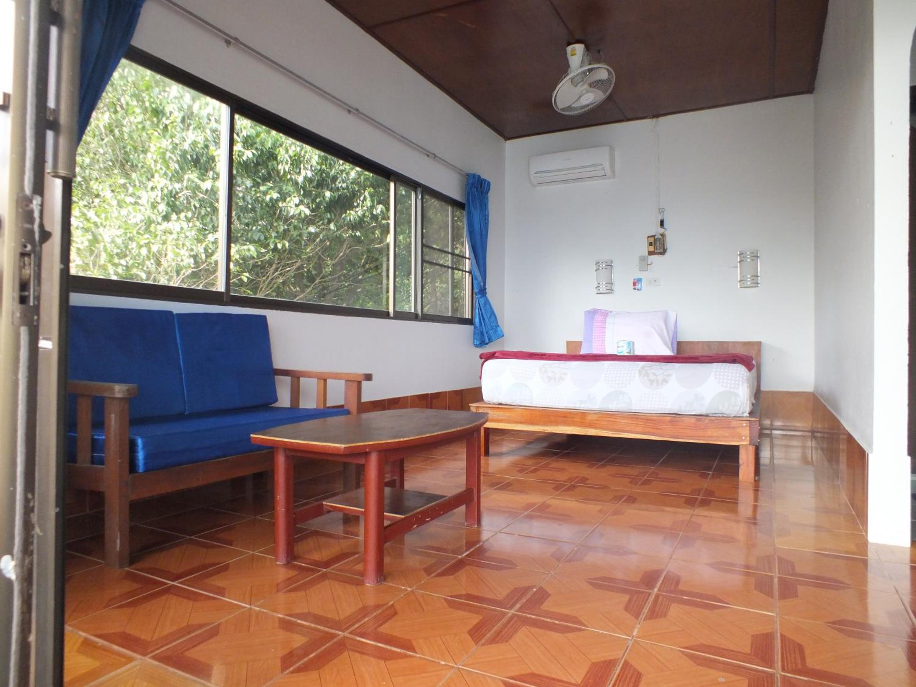 Double Room with Fan Balcony and Sea View