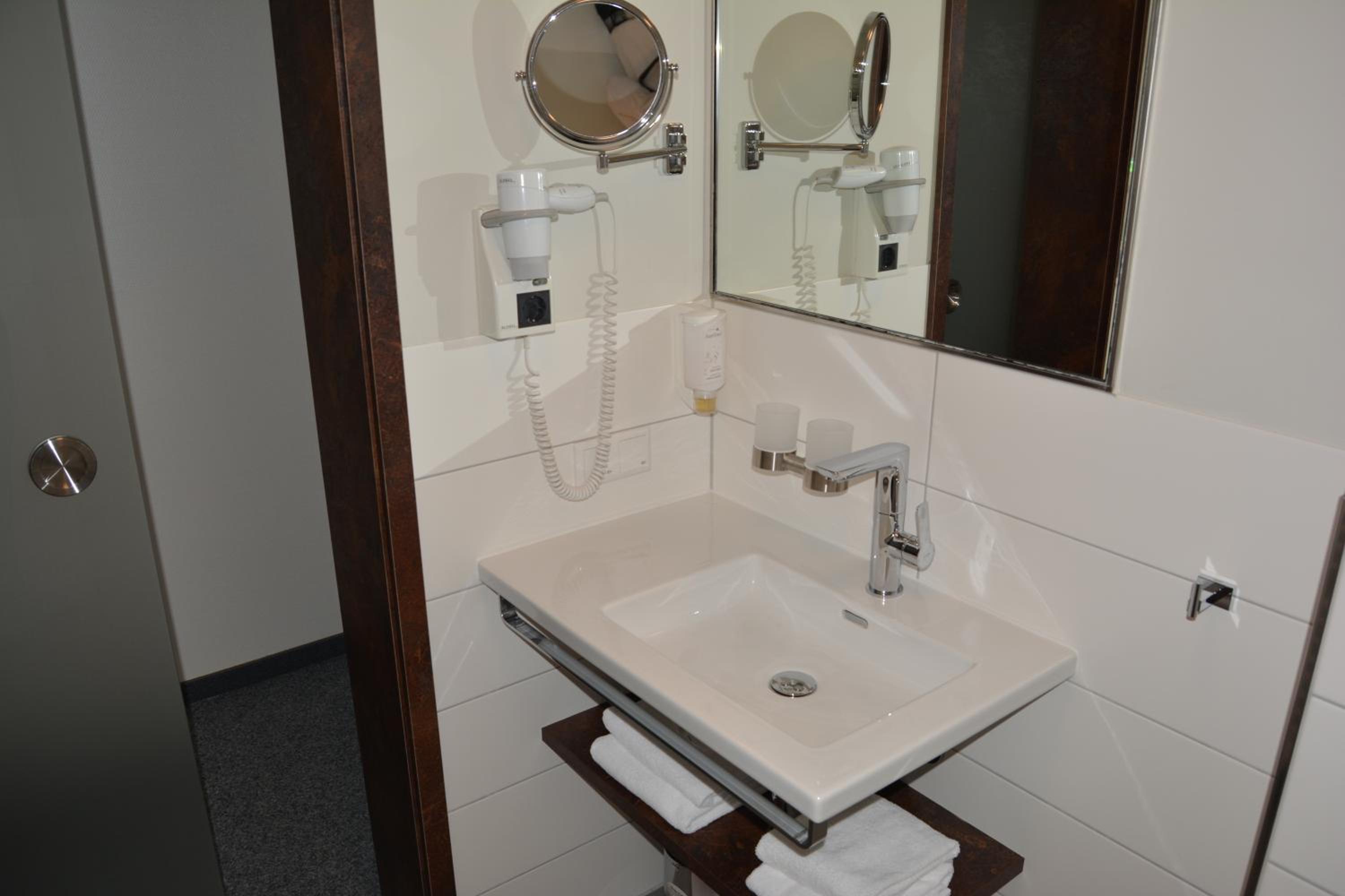 Double Room - Photo 3