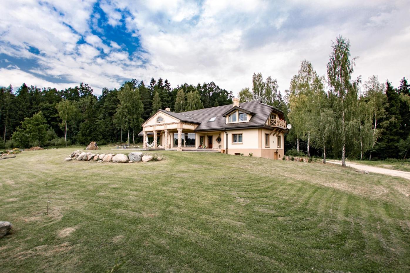 Deluxe Villa - Photo 10