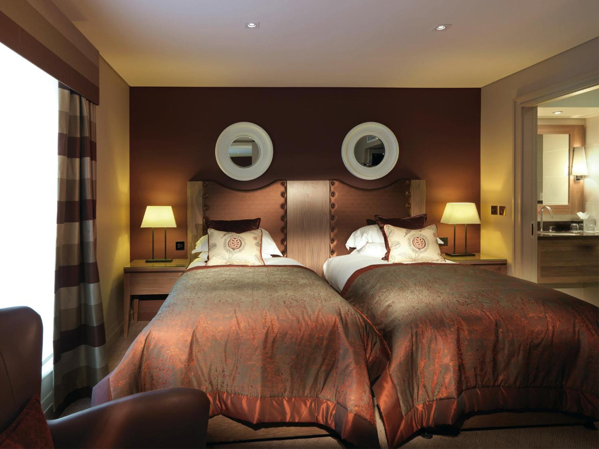Standard Twin Room - Photo 1
