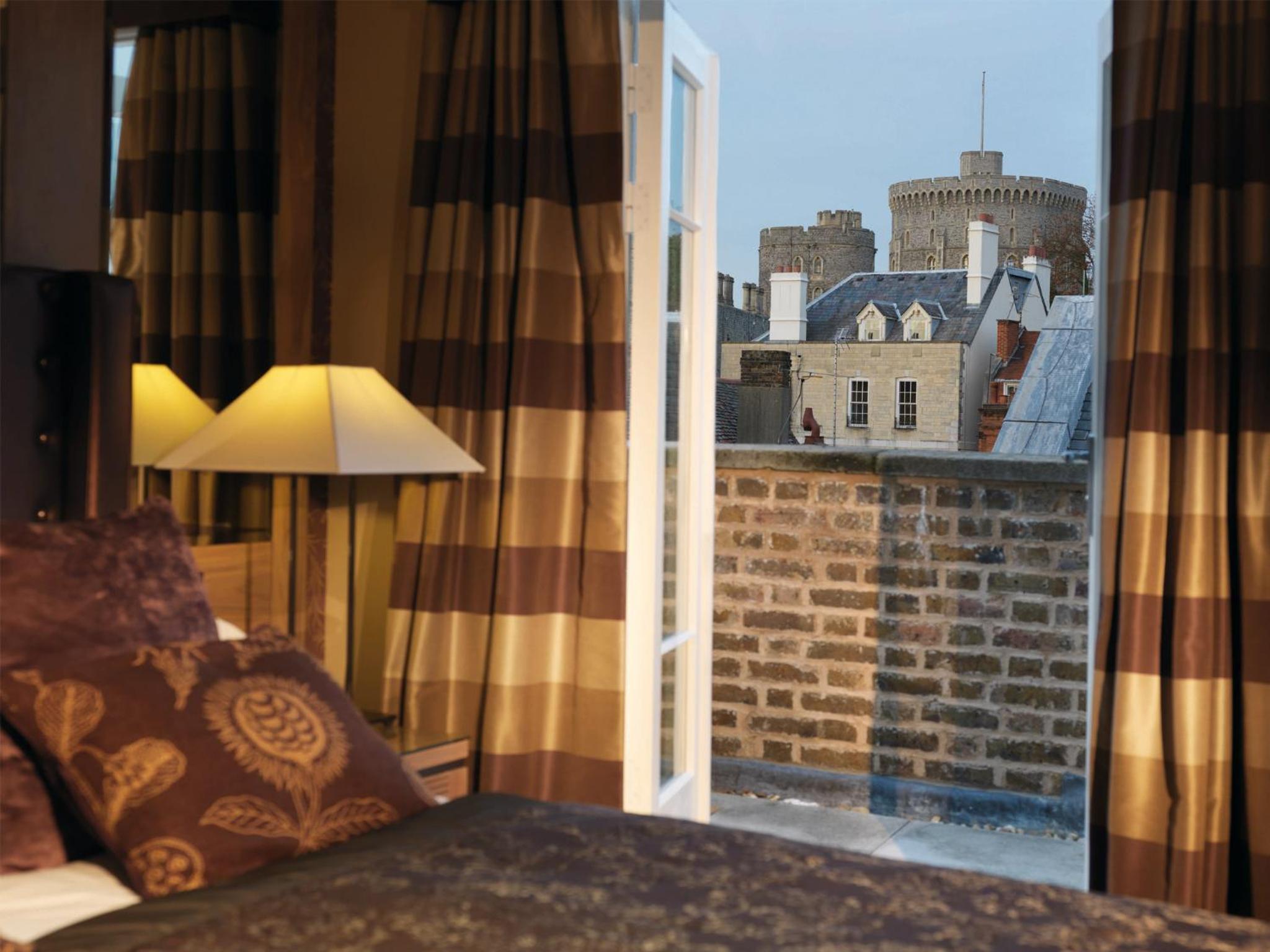 Standard Twin Room - Photo 2