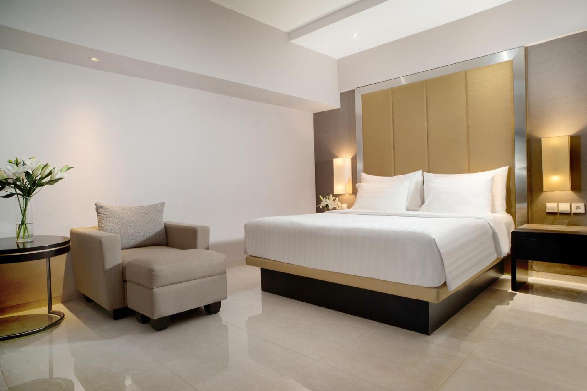 Deluxe Suite - Photo 1