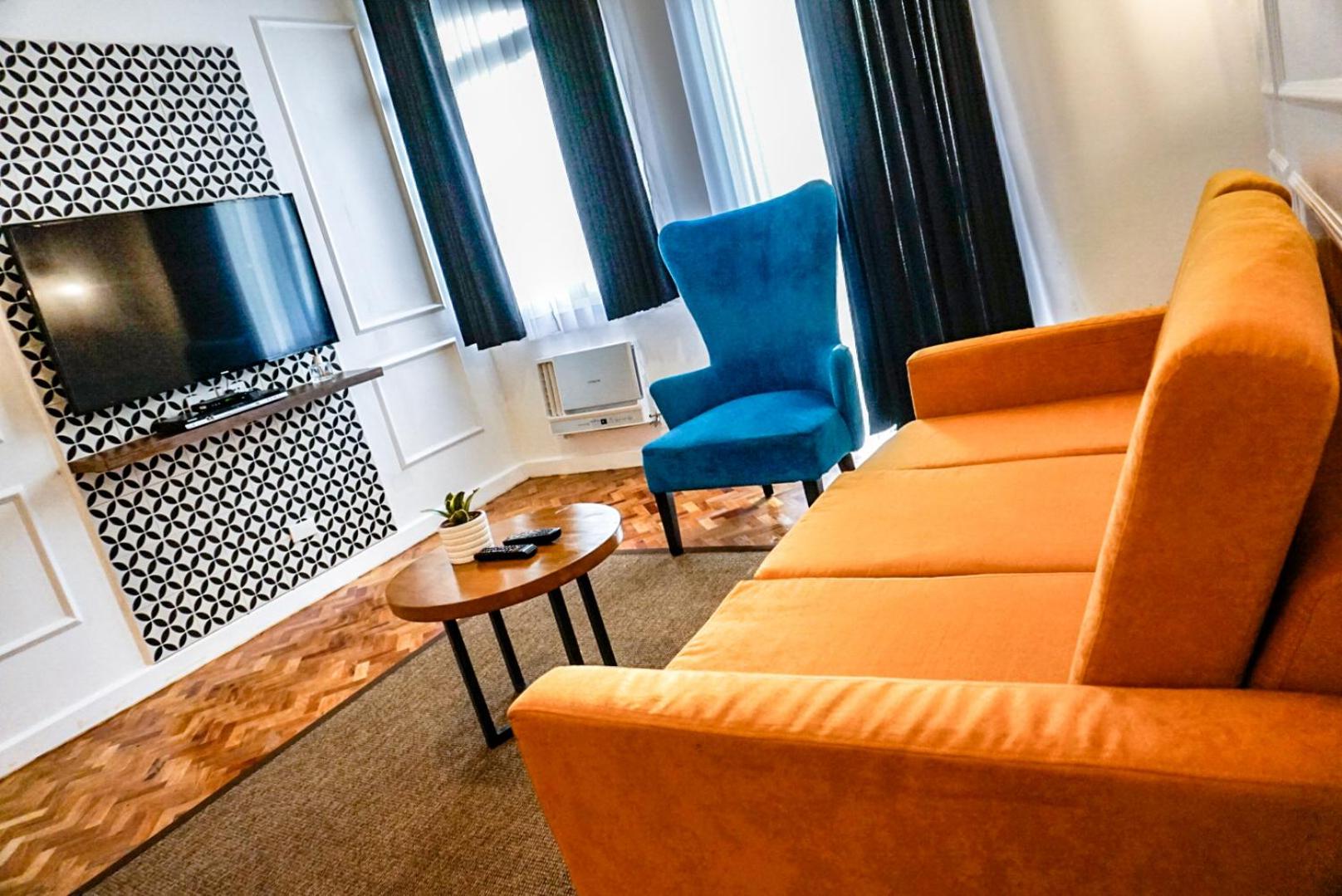 Three Bedroom Premium Suite - Photo 4