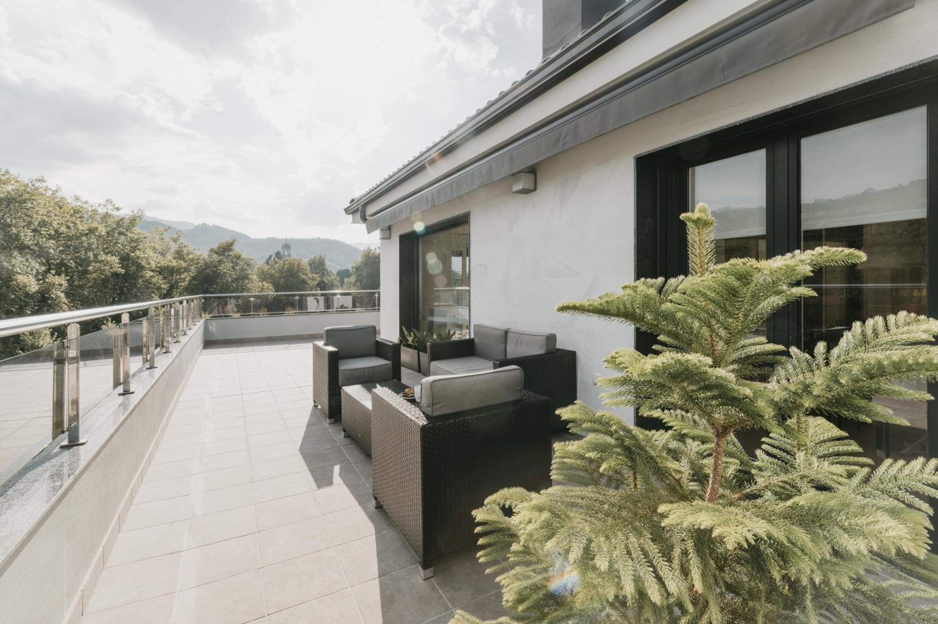Apartment with Garden View - Photo 45