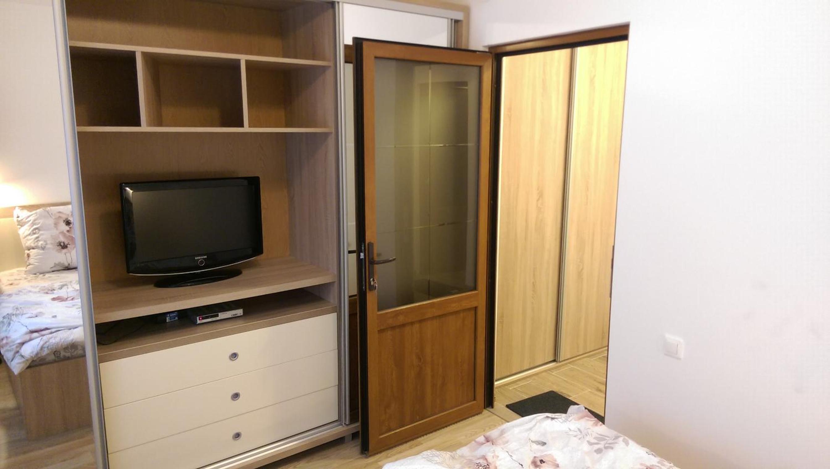 Apartment with Terrace - Photo 1