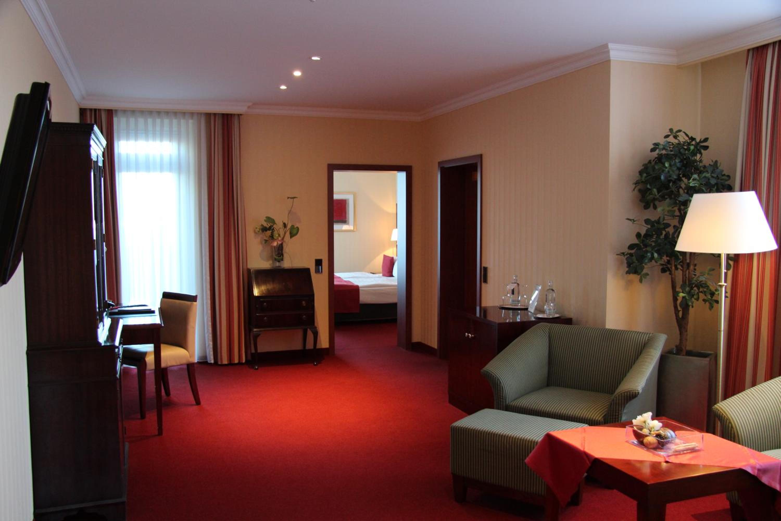 Family Suite (2 Adults + 1 Child up to 16 Year Old) photo 3