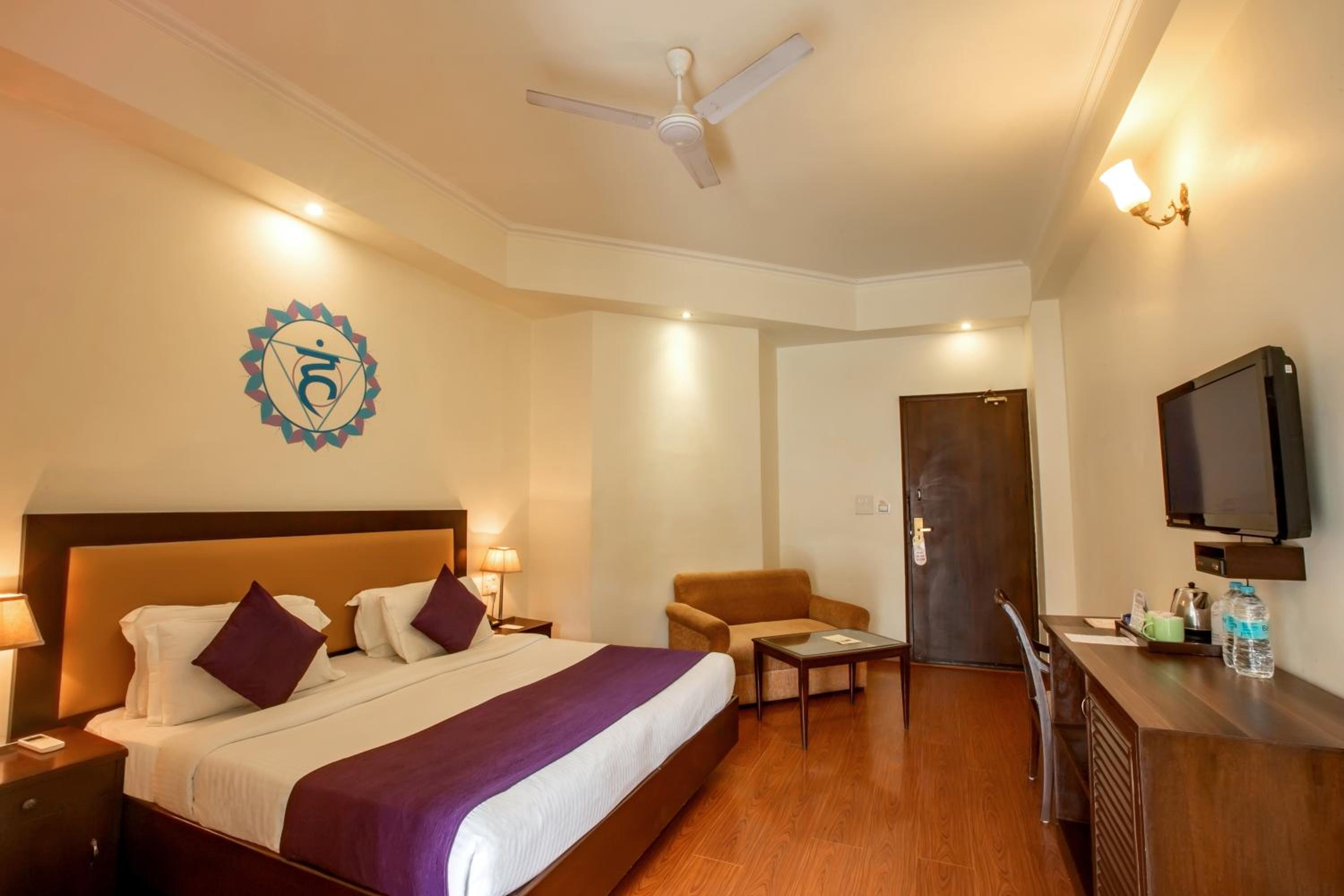 Deluxe Room - Photo 4