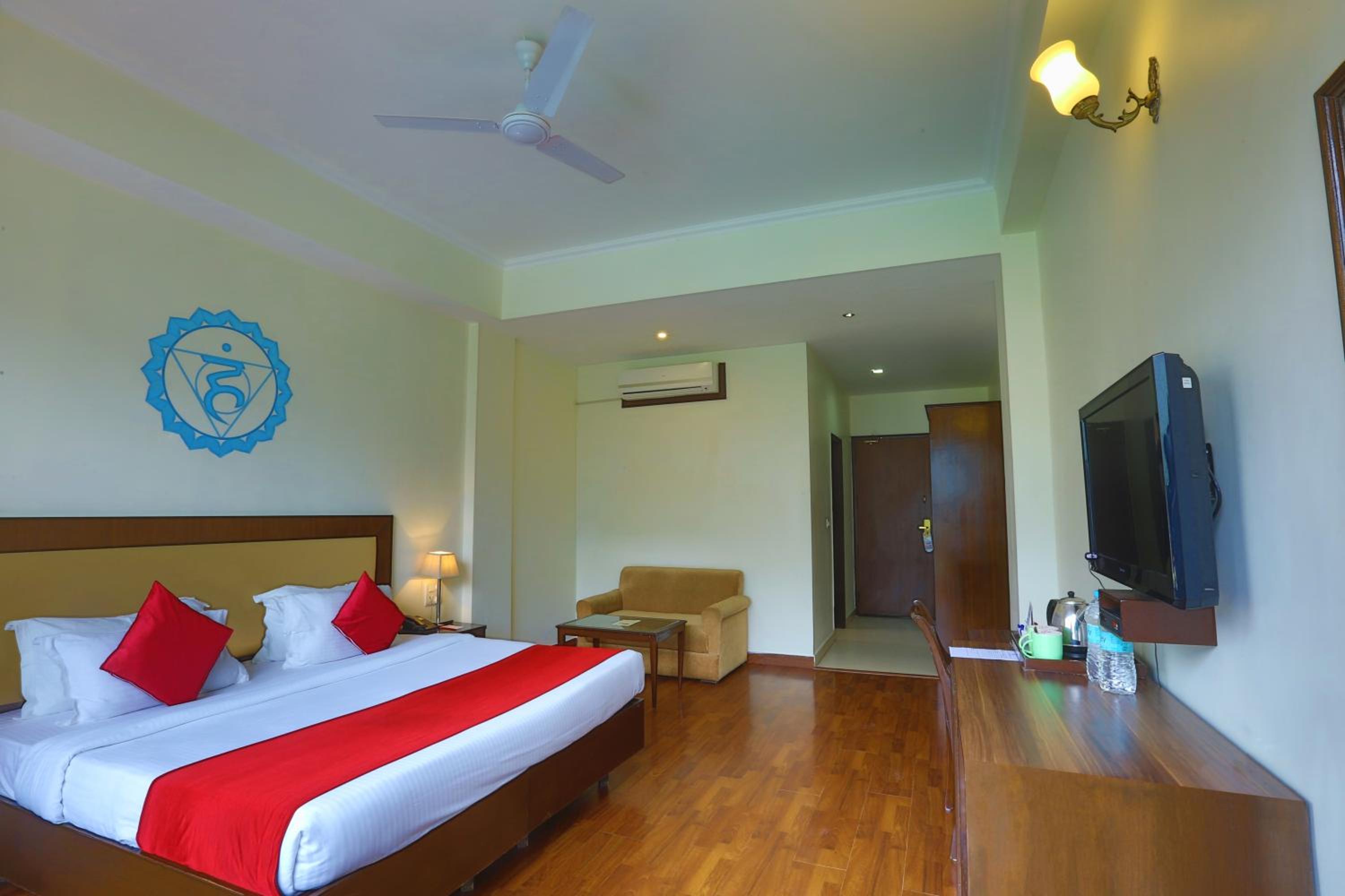 Premium Room - Photo 6