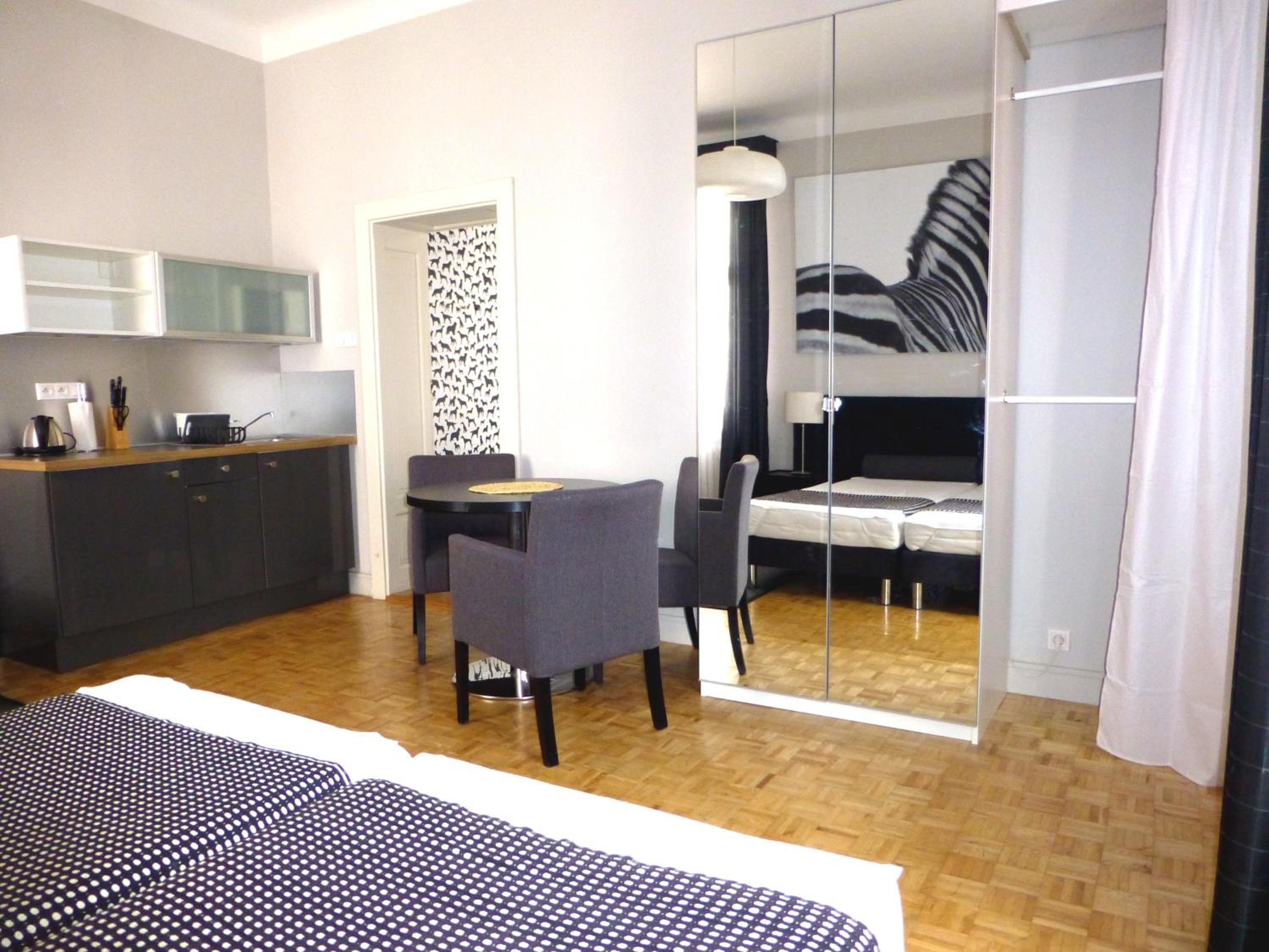 Triple Room photo 2
