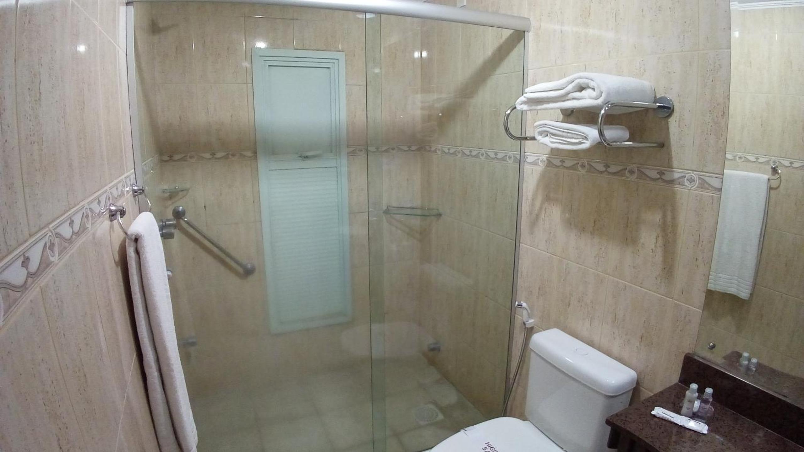 Superior Double or Twin Room with City View photo 2