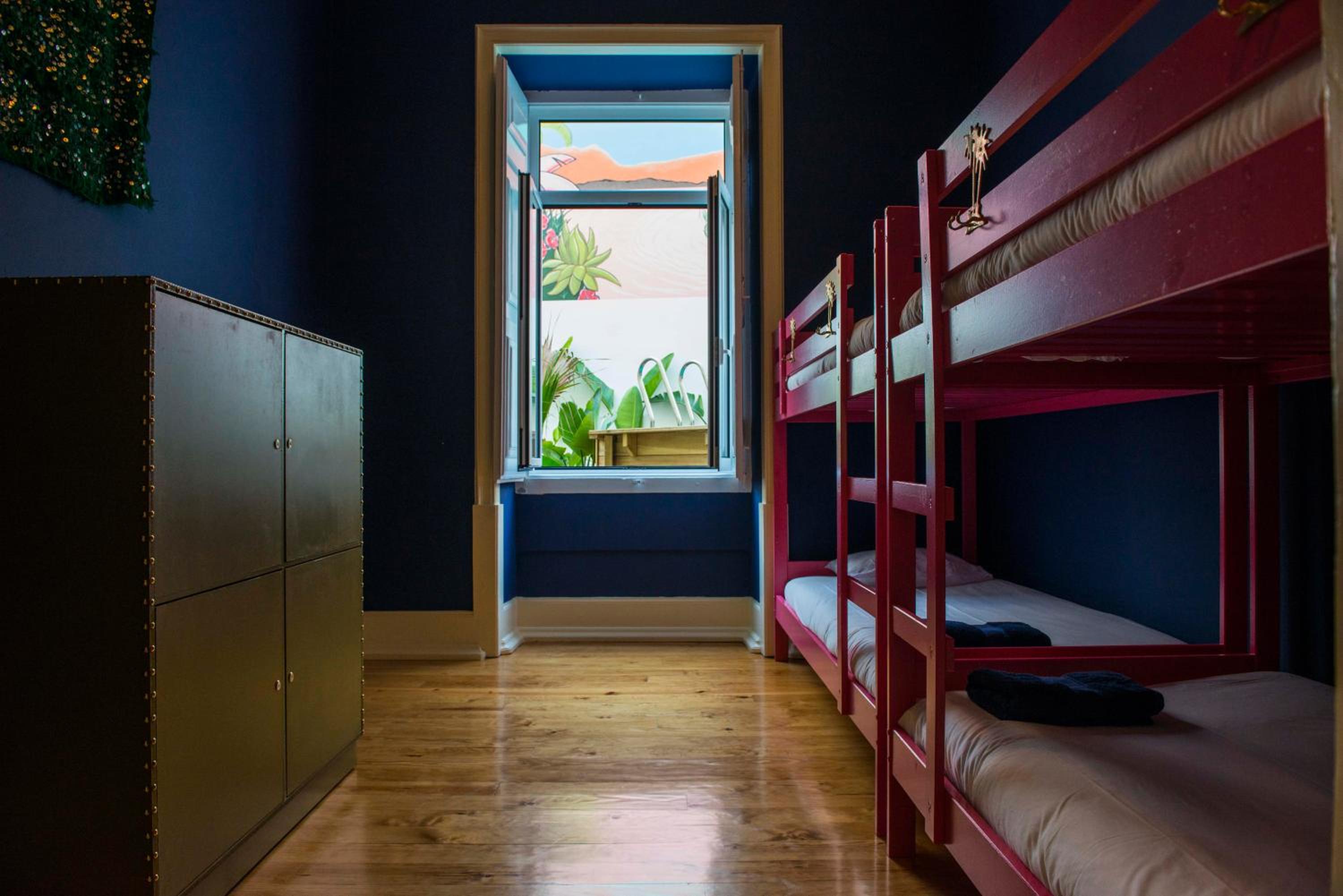 Bed in 4-Bed Dormitory Room photo 3
