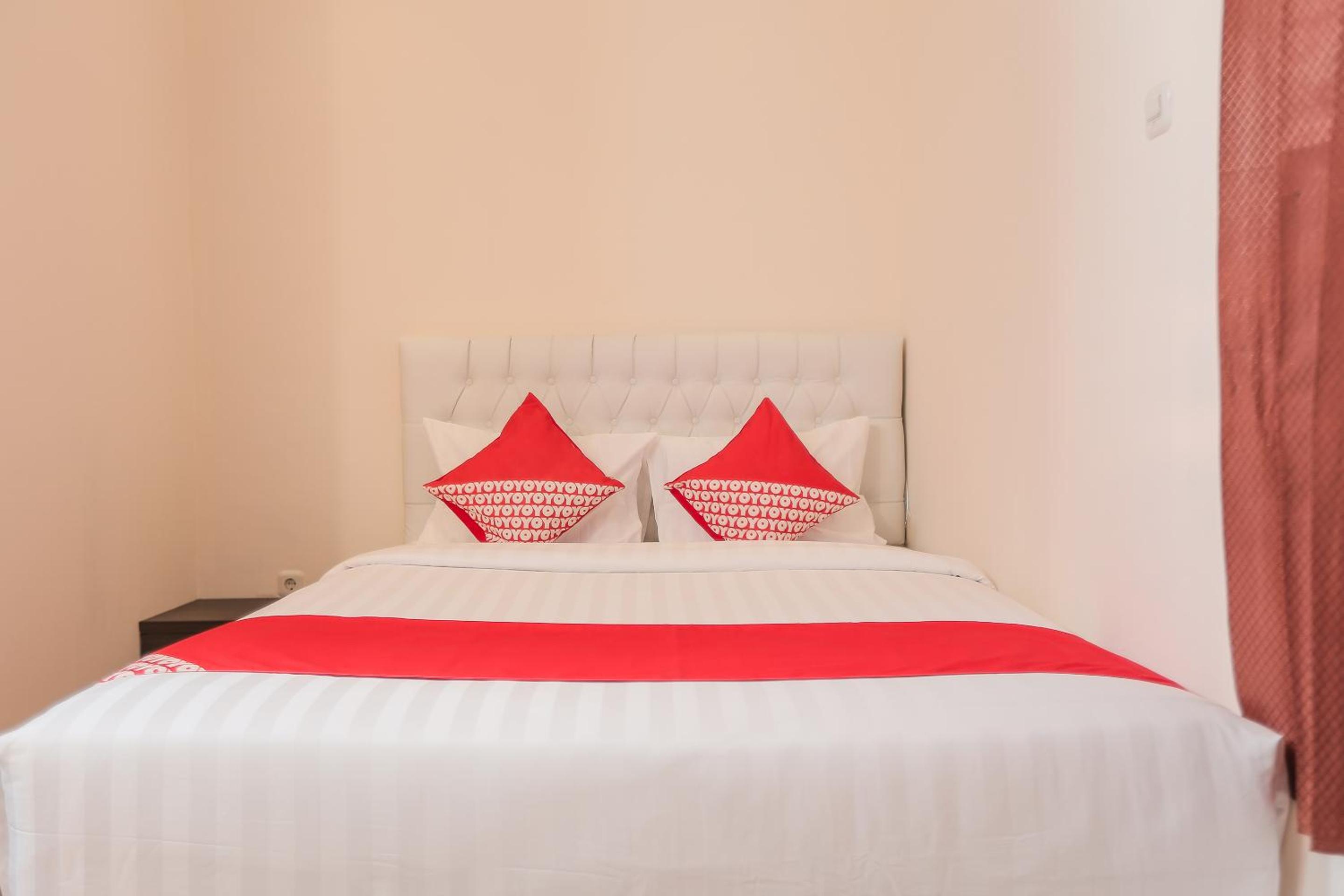 Standard Double Room - Photo 8