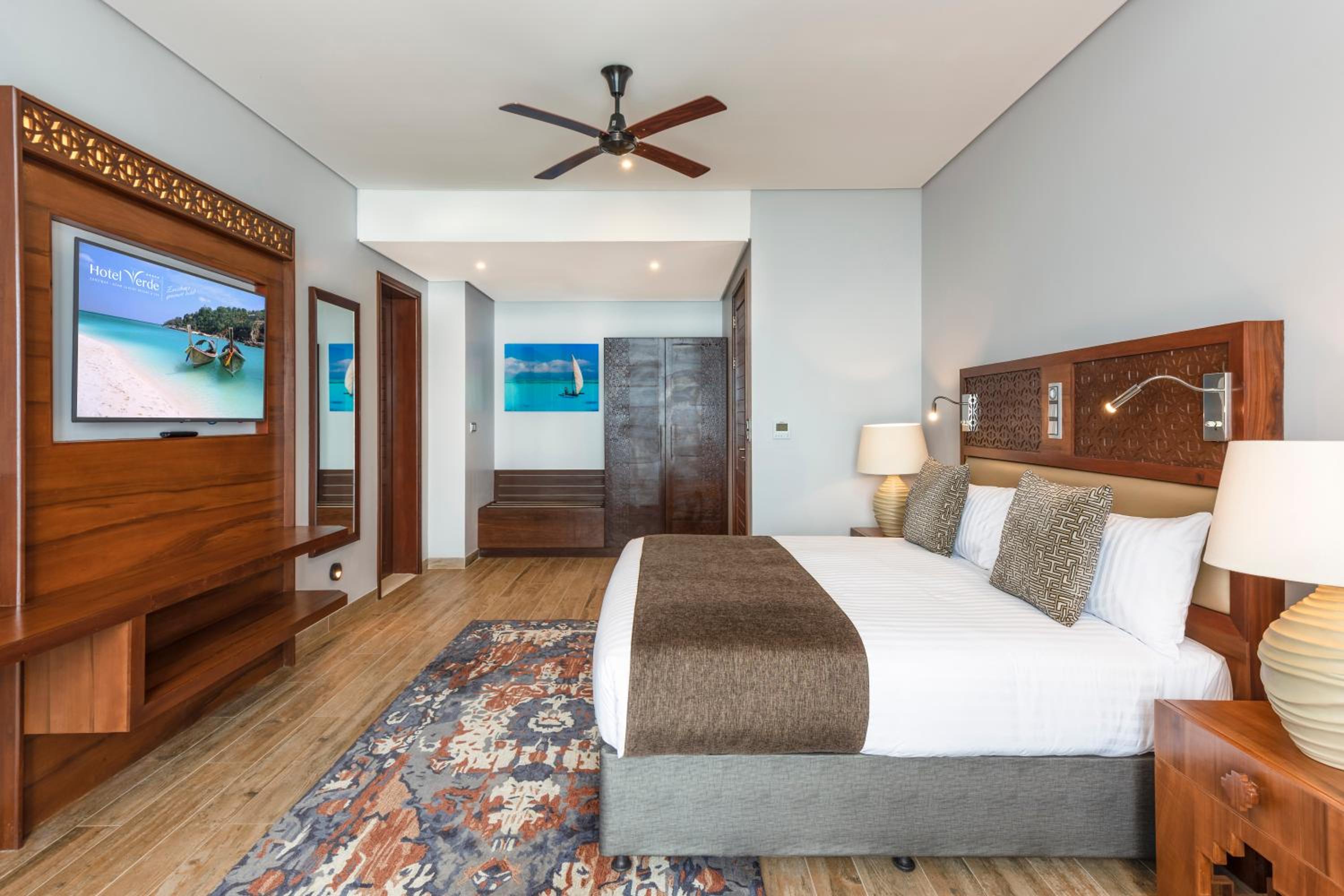 Two-Bedroom Suite photo 2