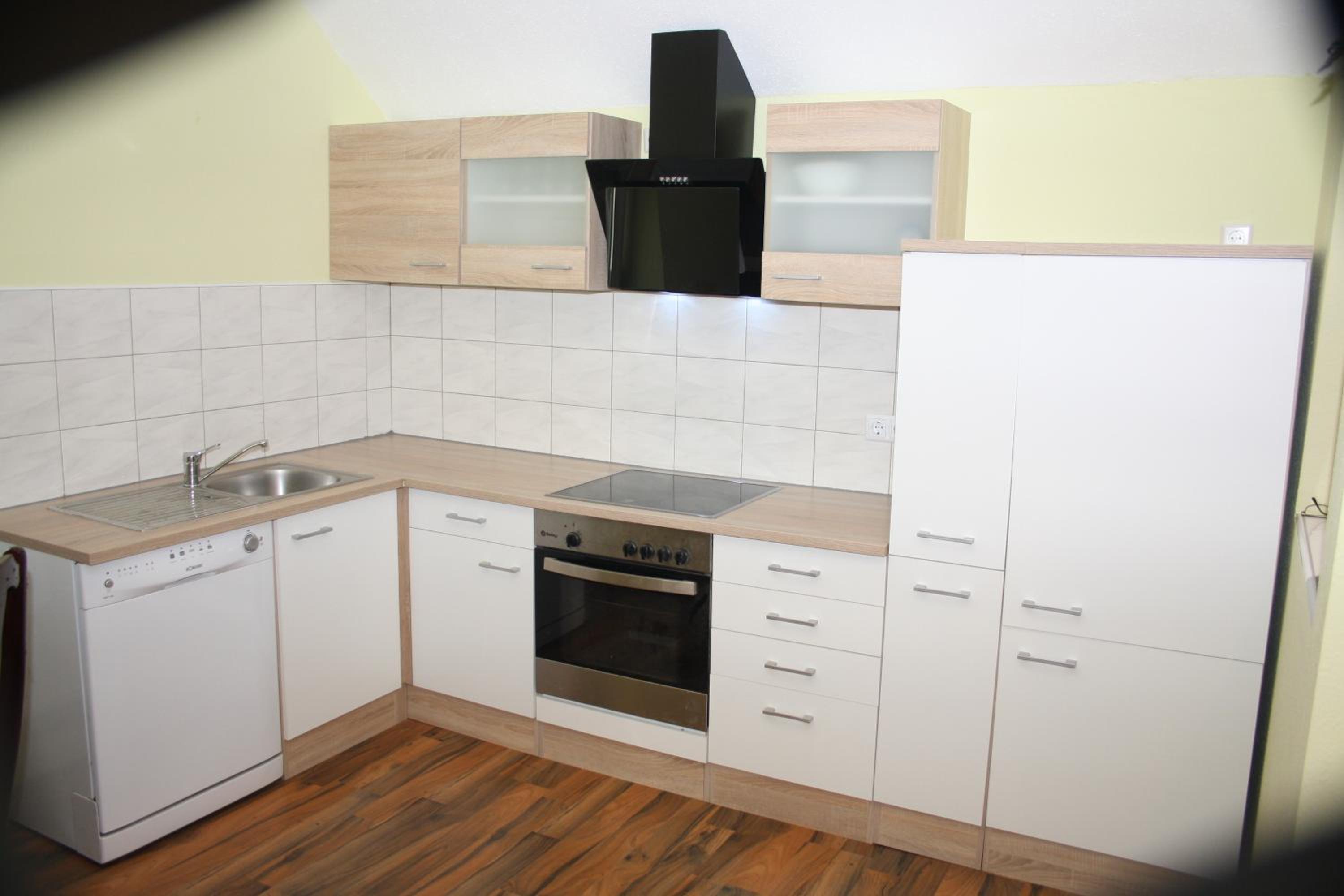 One-Bedroom Apartment - Photo 14