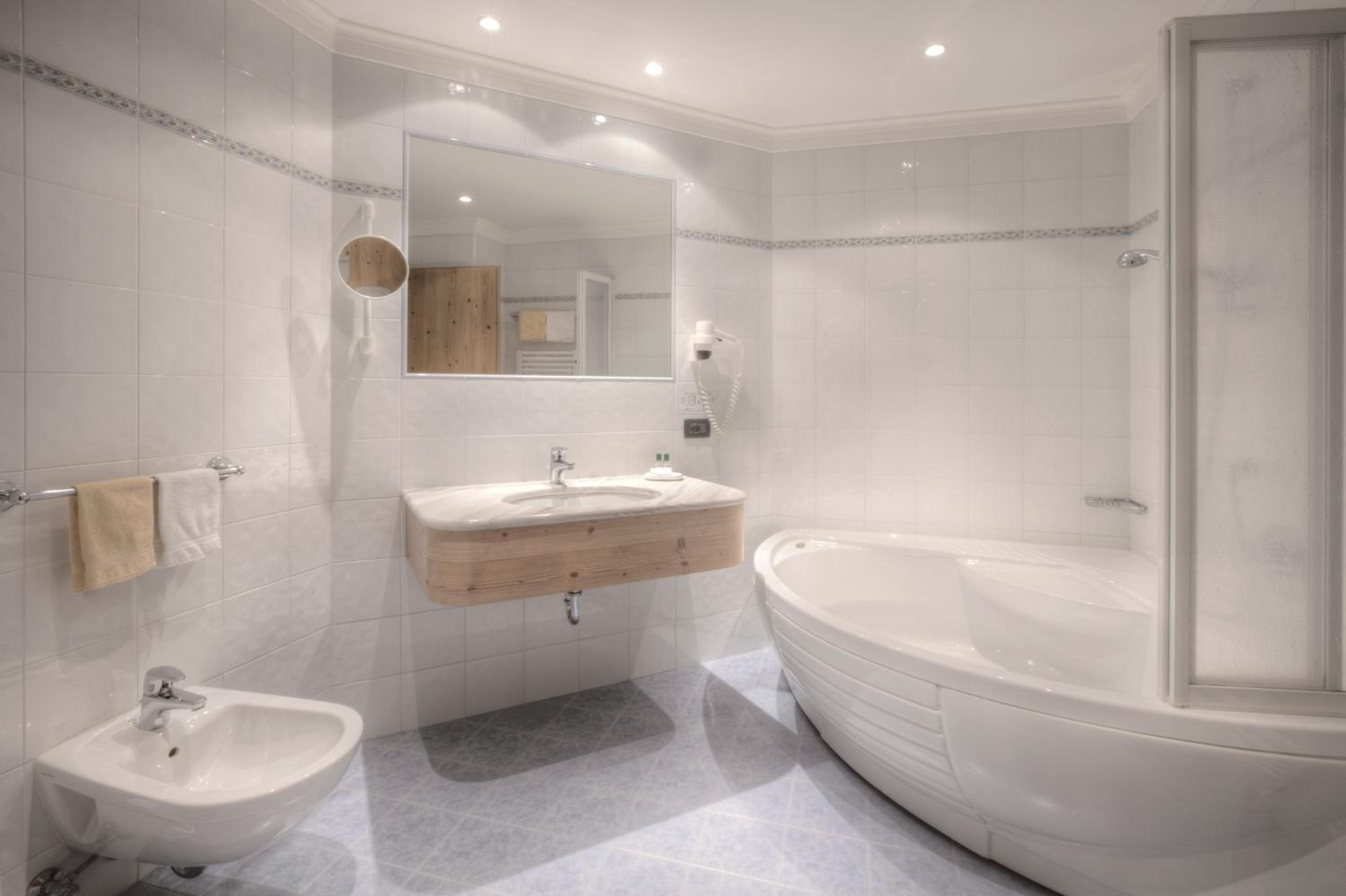 Superior Double Room - Photo 2