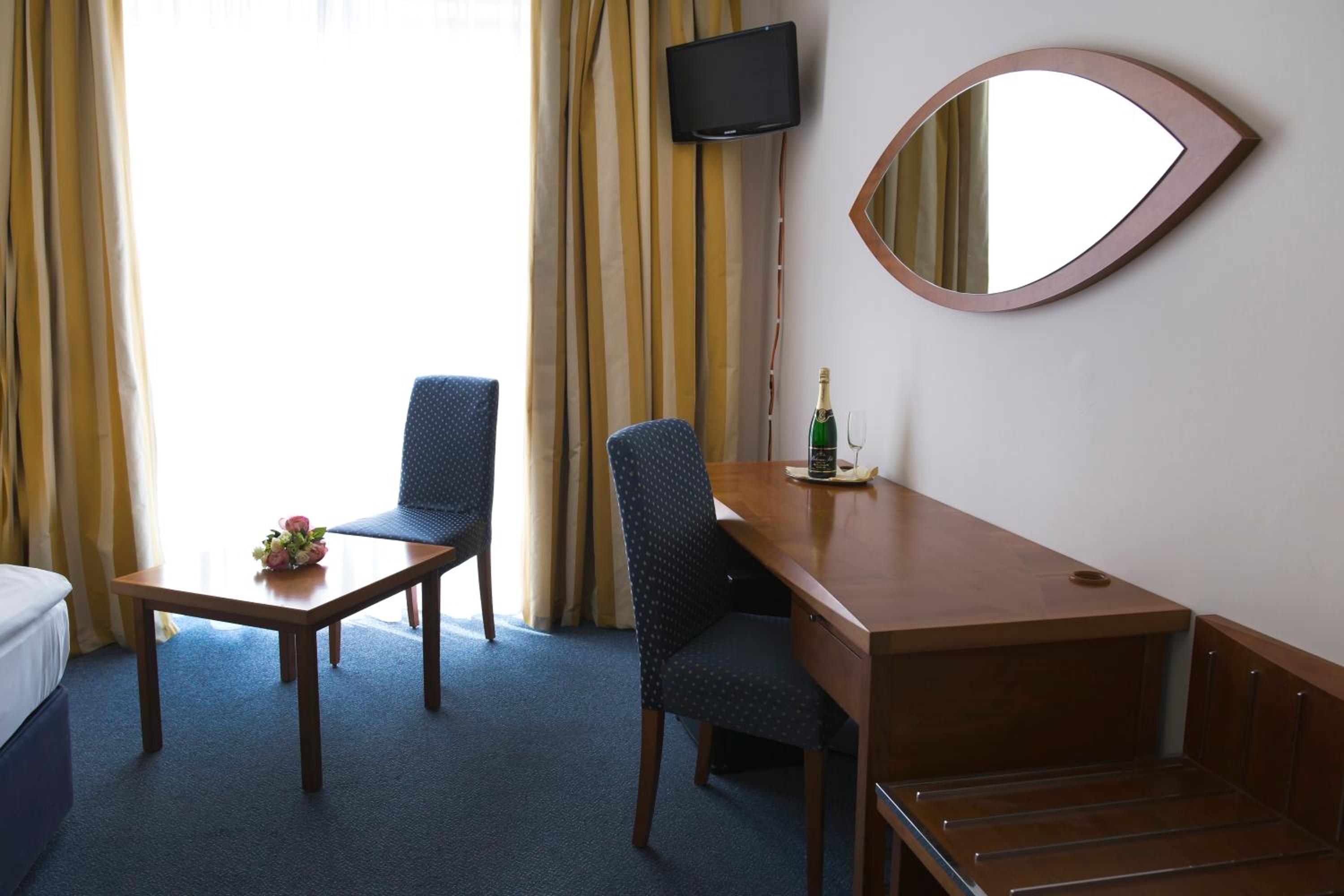 Triple Room photo 3