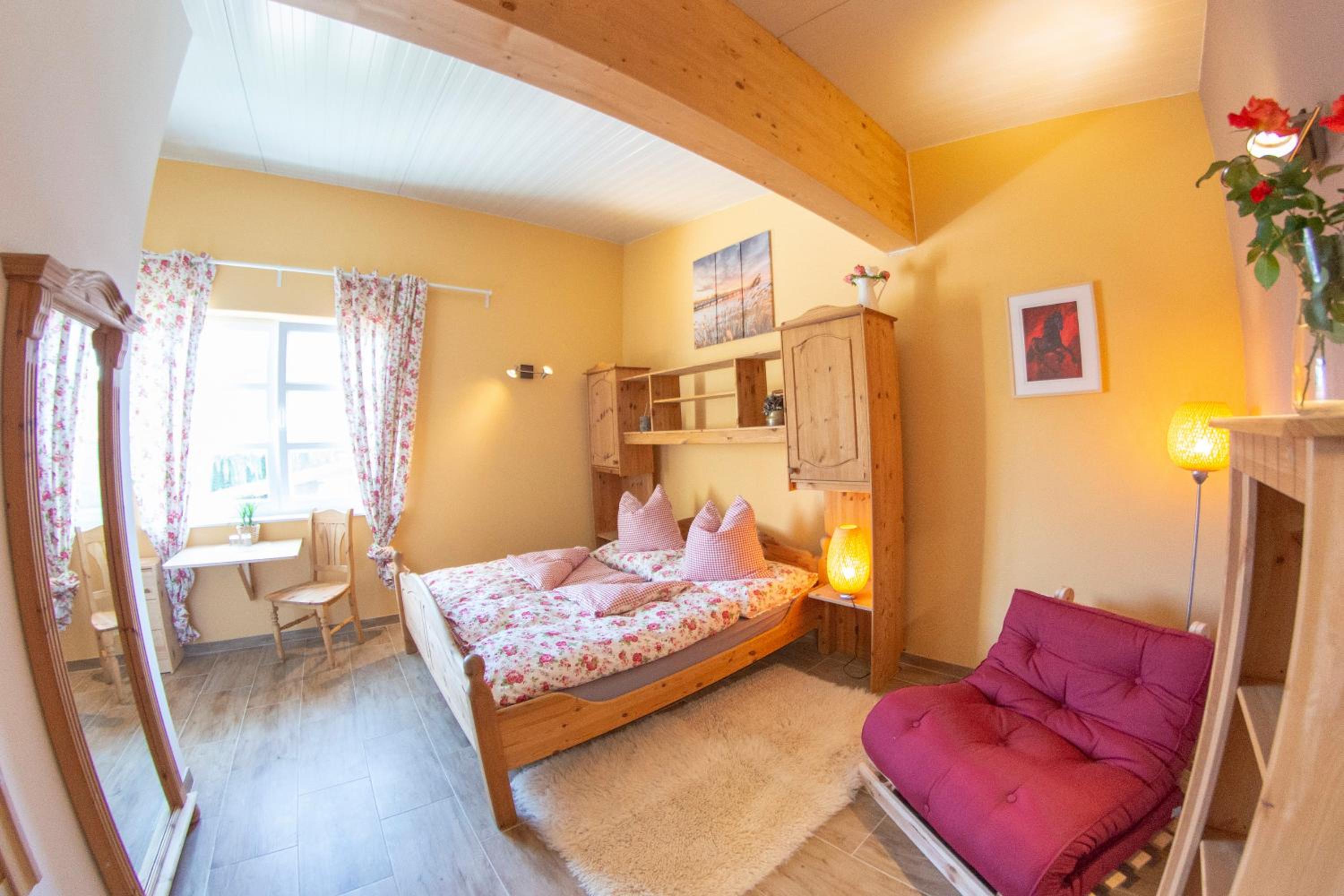 Comfort Triple Room with Shower photo 1
