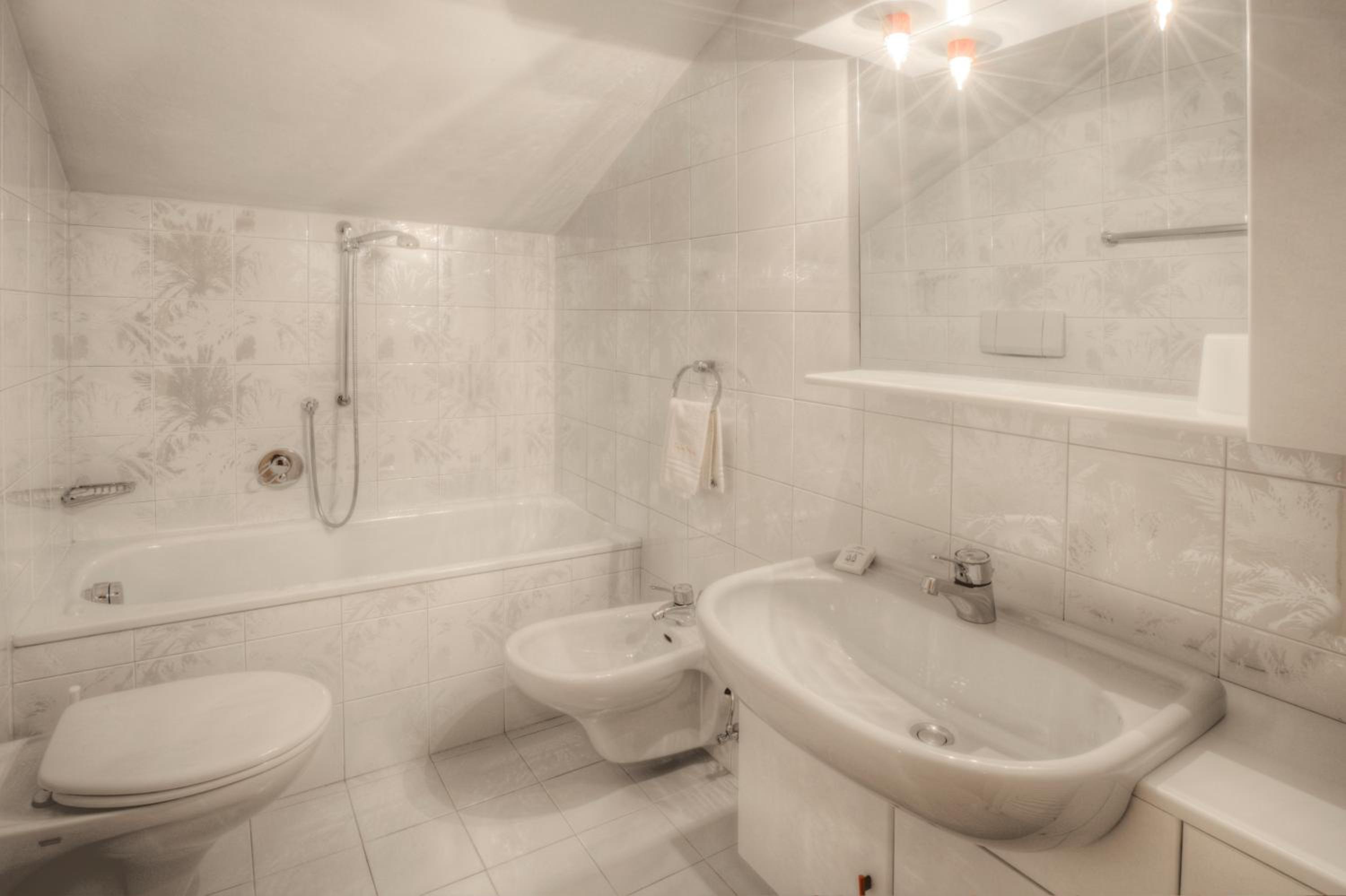 Double Room - Photo 4