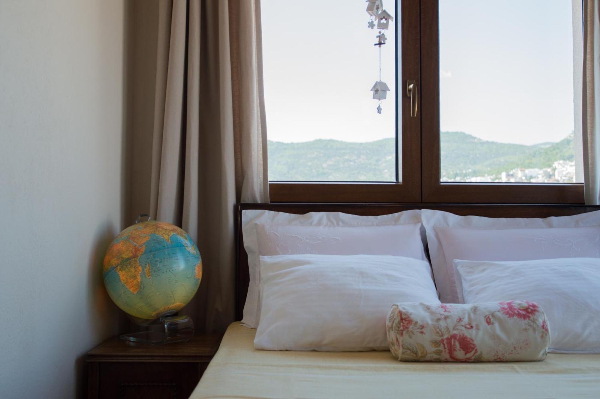 Suite with Terrace - Photo 18