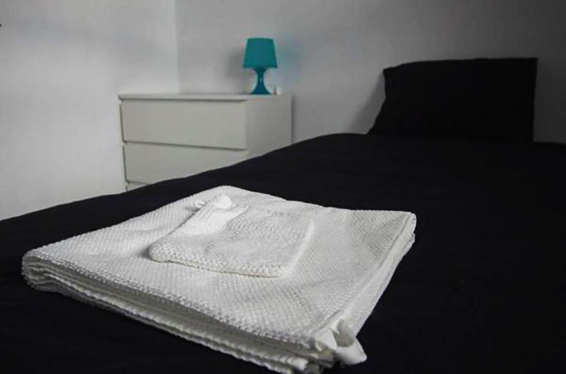 Single Room with Private Bathroom