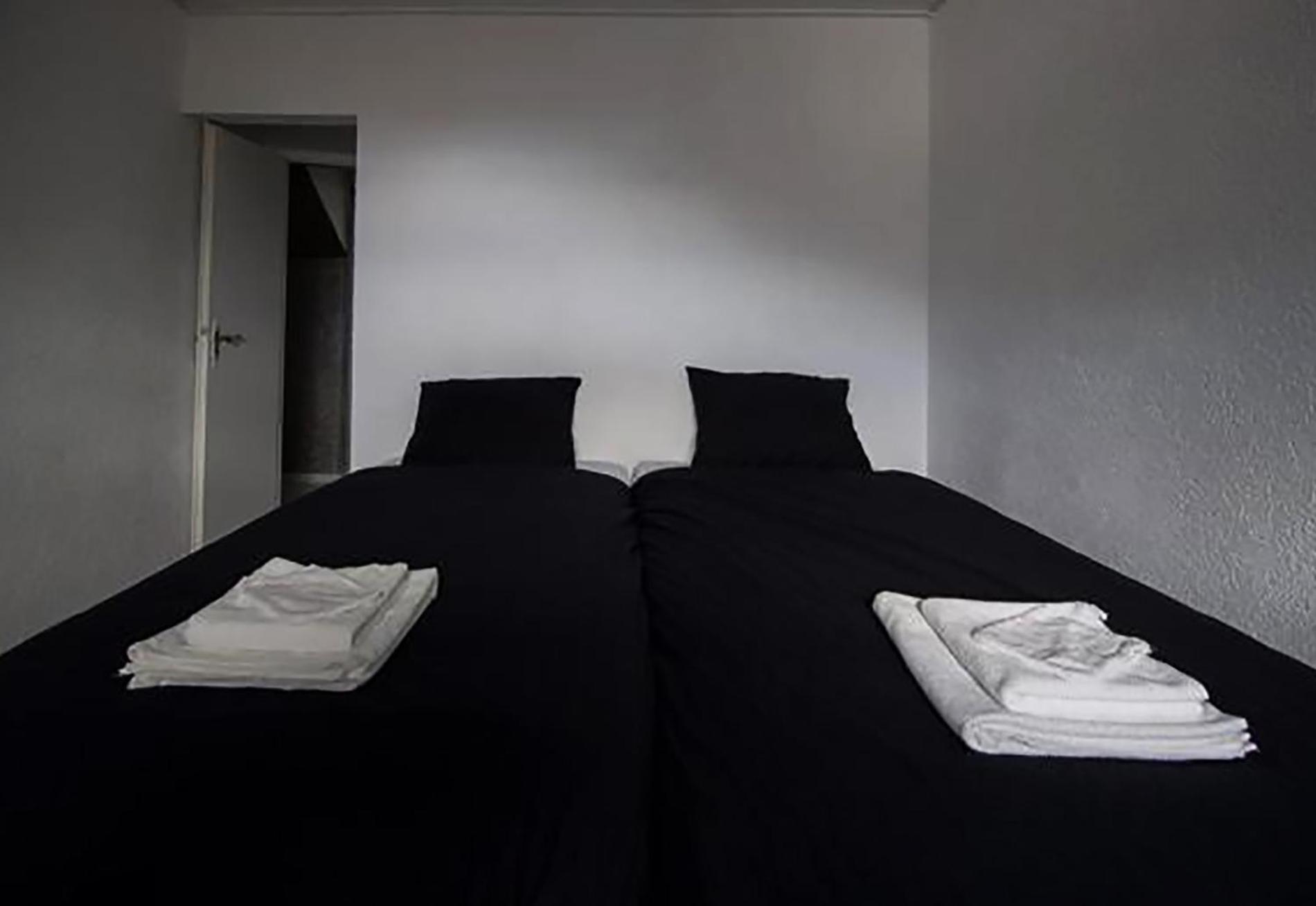 Twin Room with Private Bathroom