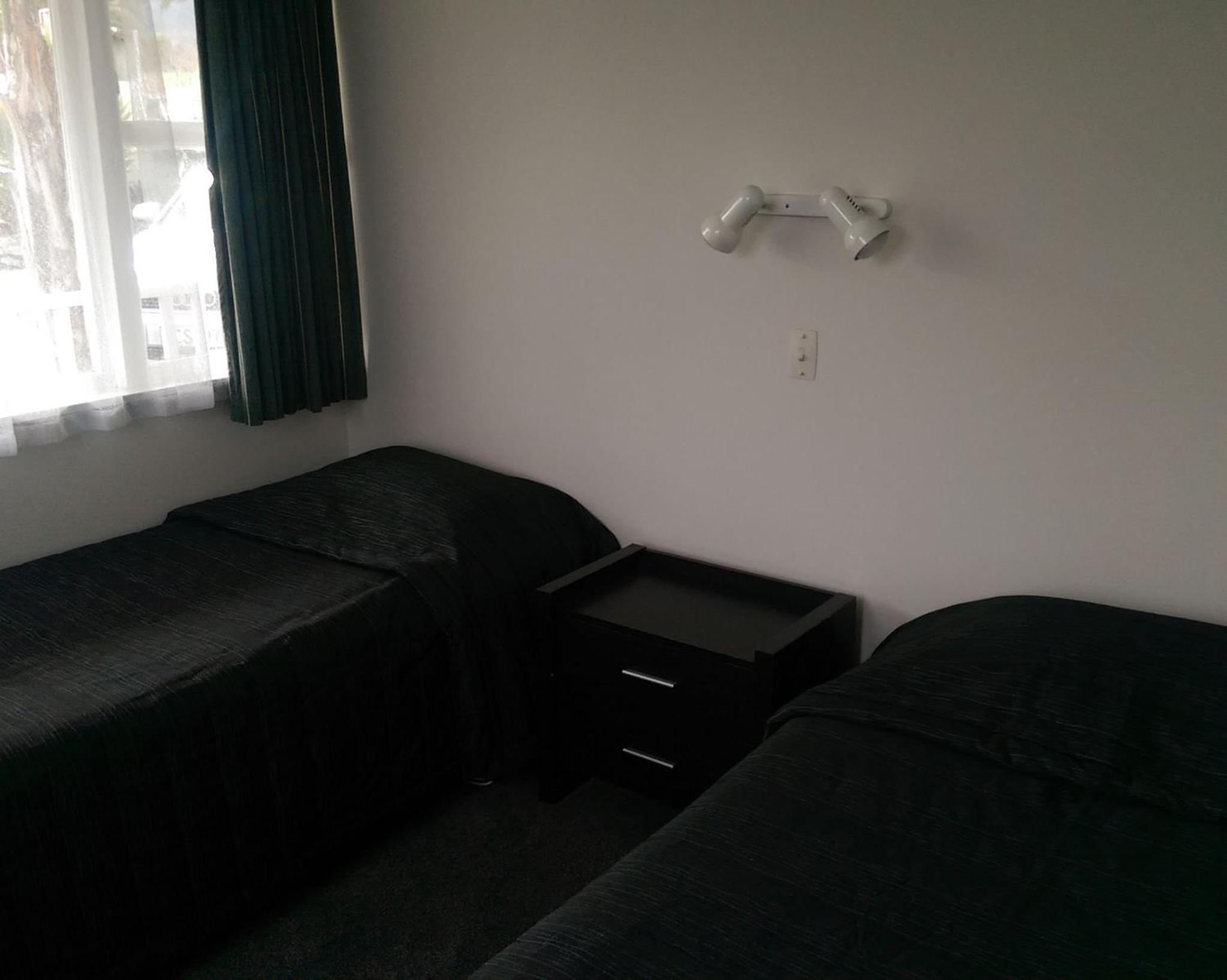 One-Bedroom Studio photo 2
