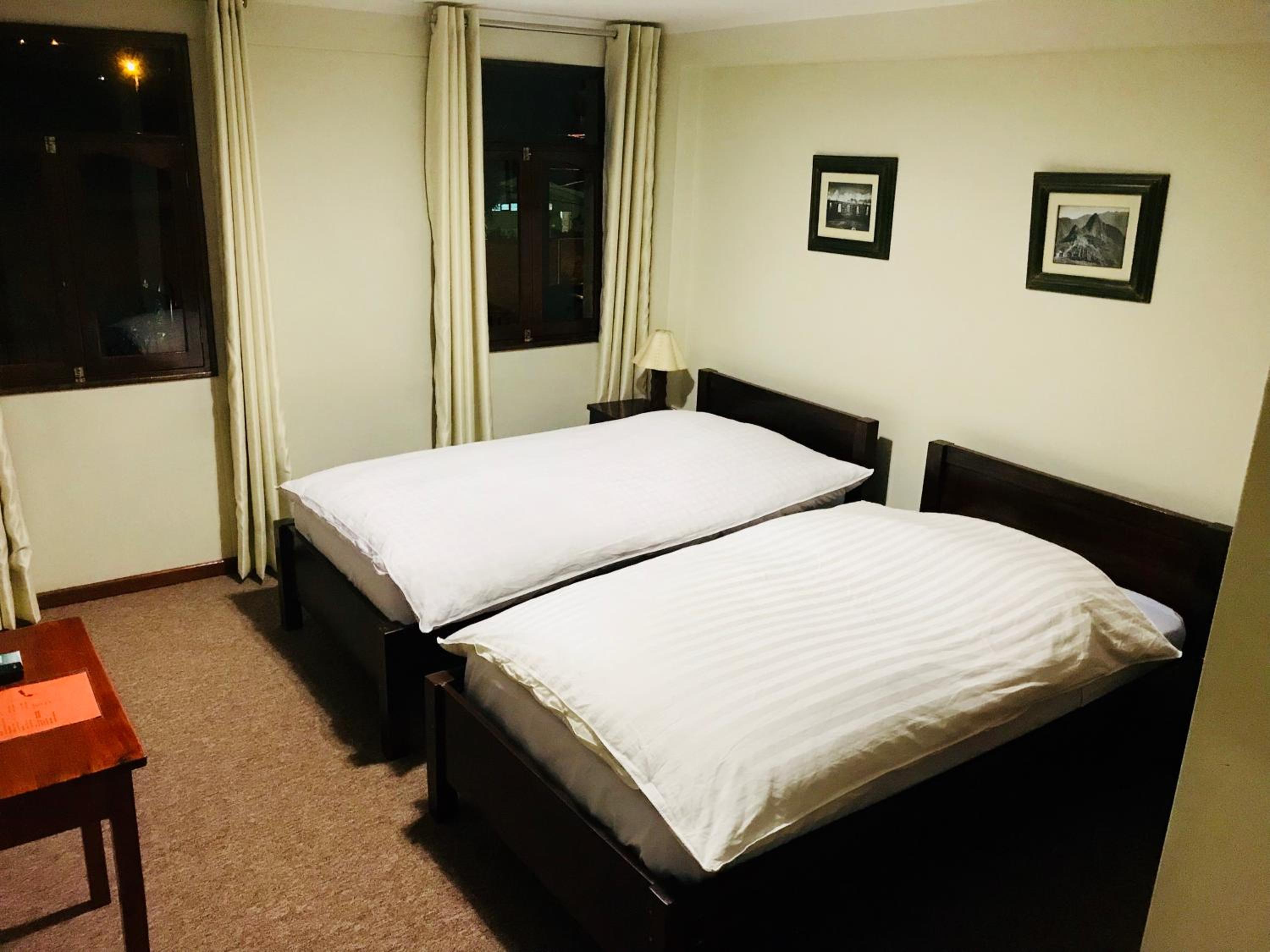 Standard Twin Room photo 2