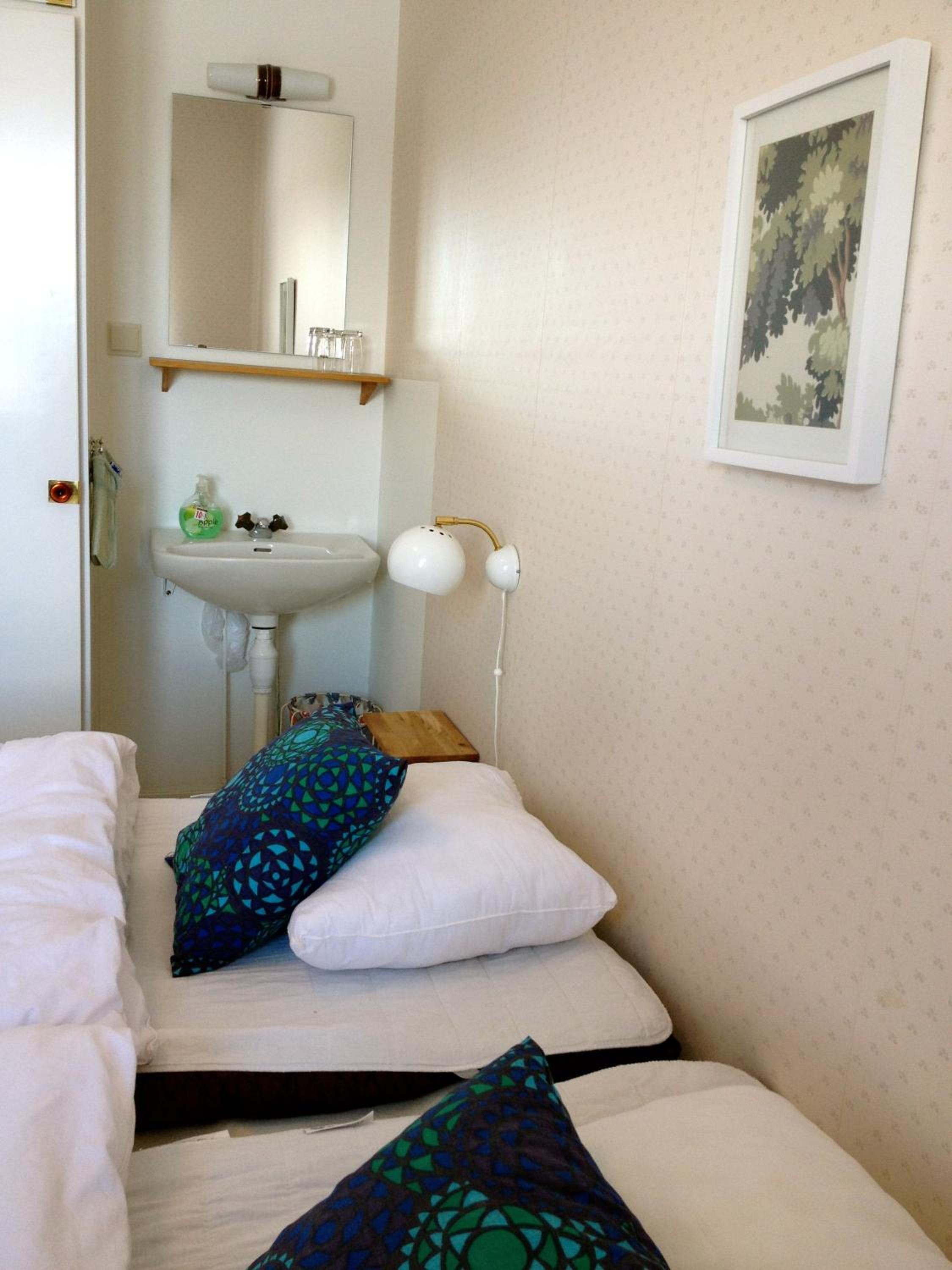 Four-Bedroom Lodge - Photo 16
