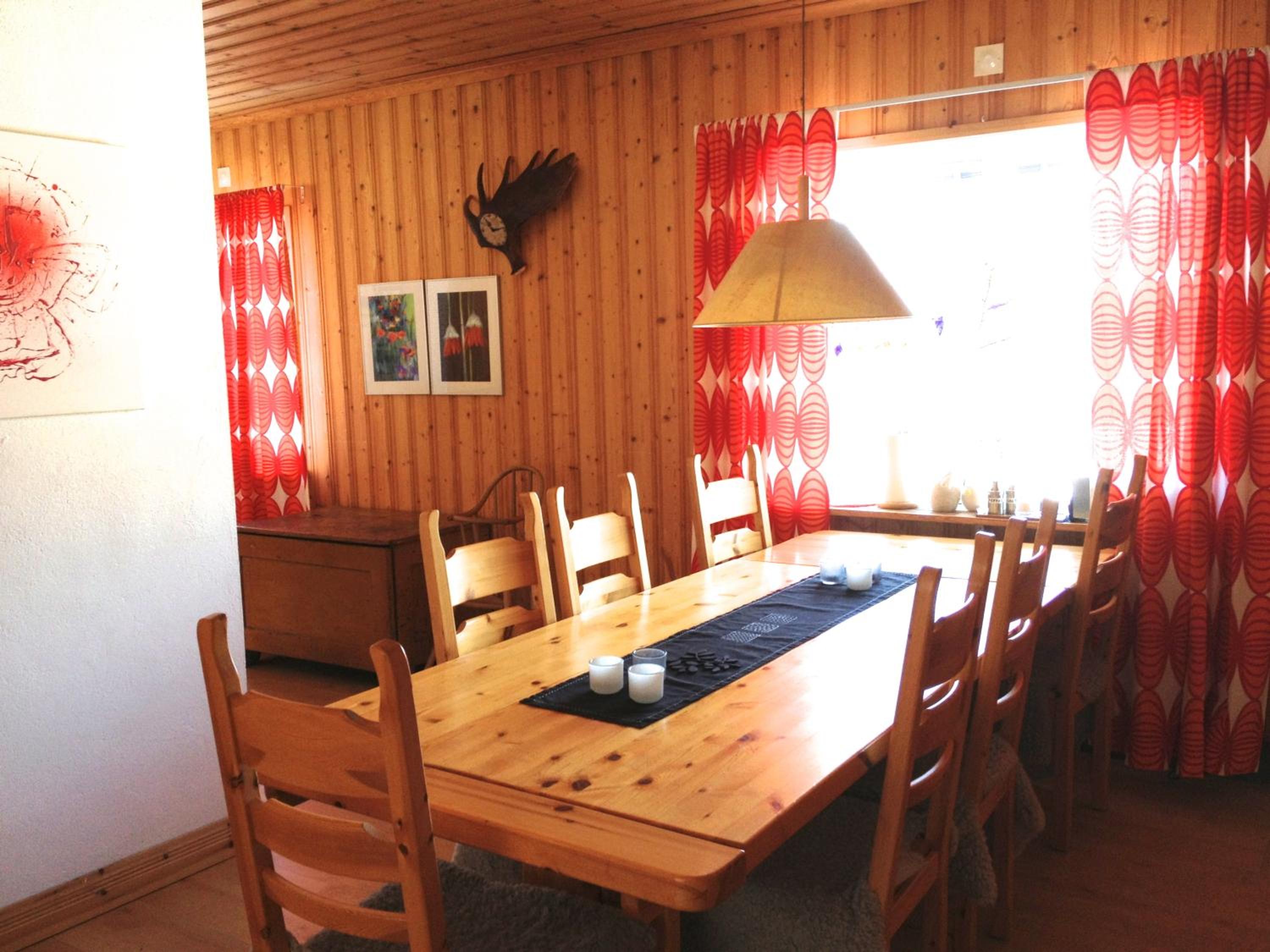 Four-Bedroom Lodge - Photo 10