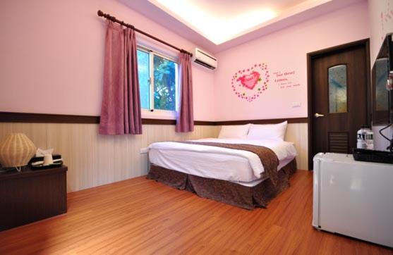 Double Room with Private Bathroom photo 1