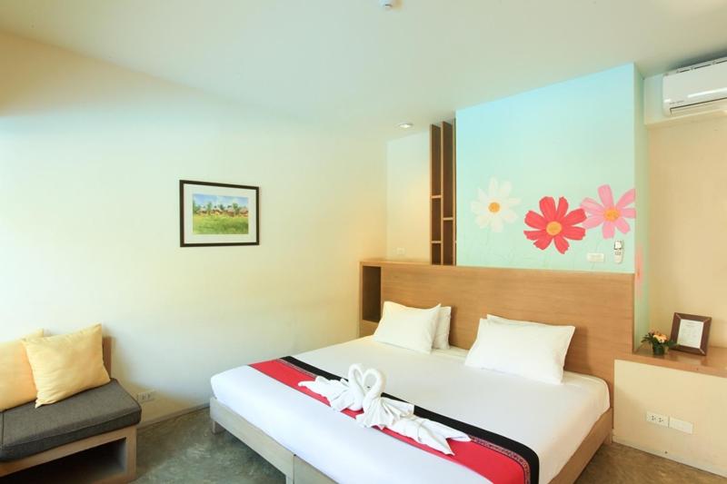 Deluxe Double or Twin Room - Photo 3