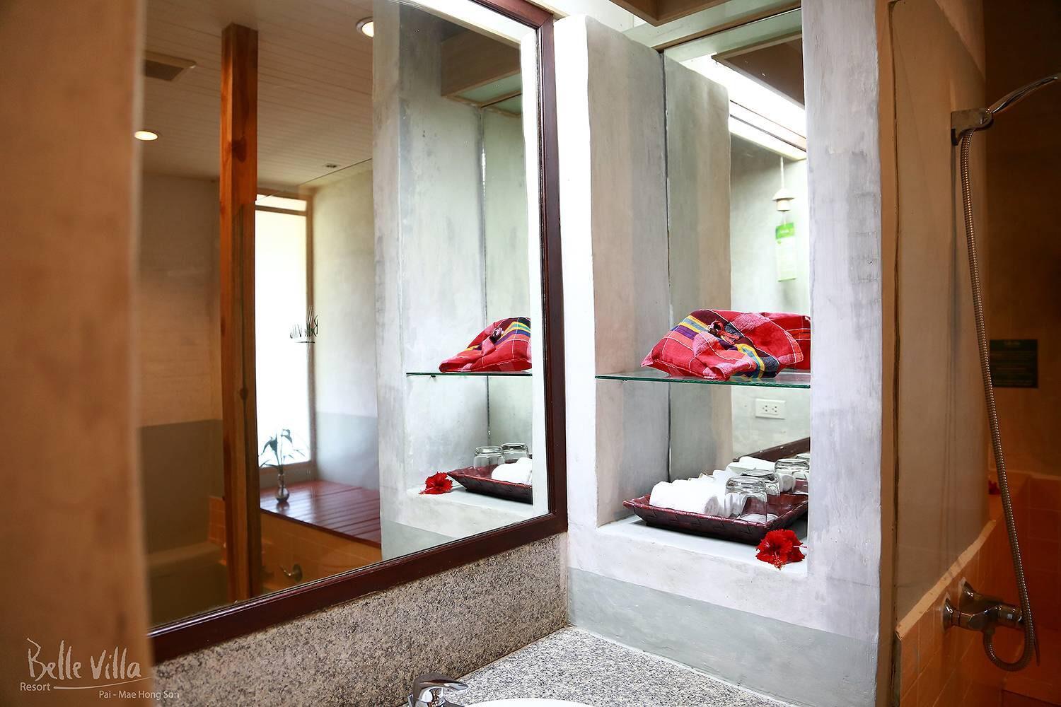 Deluxe Double or Twin Room with Pool Access - Photo 5