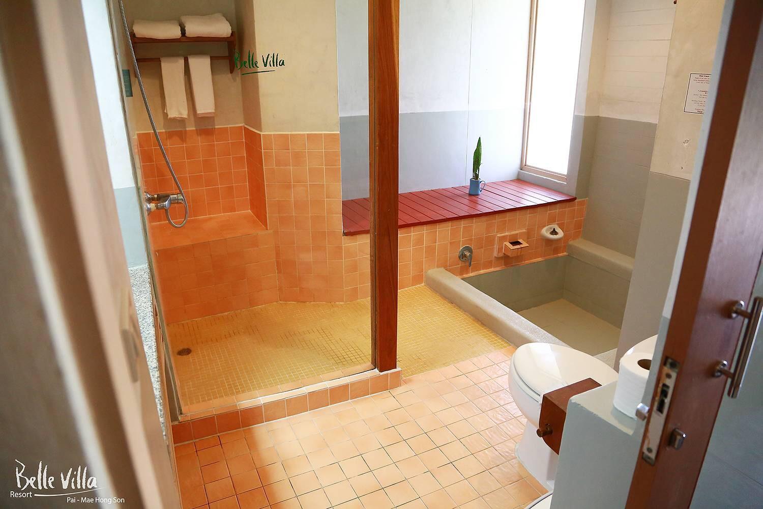 Deluxe Double or Twin Room with Pool Access - Photo 7