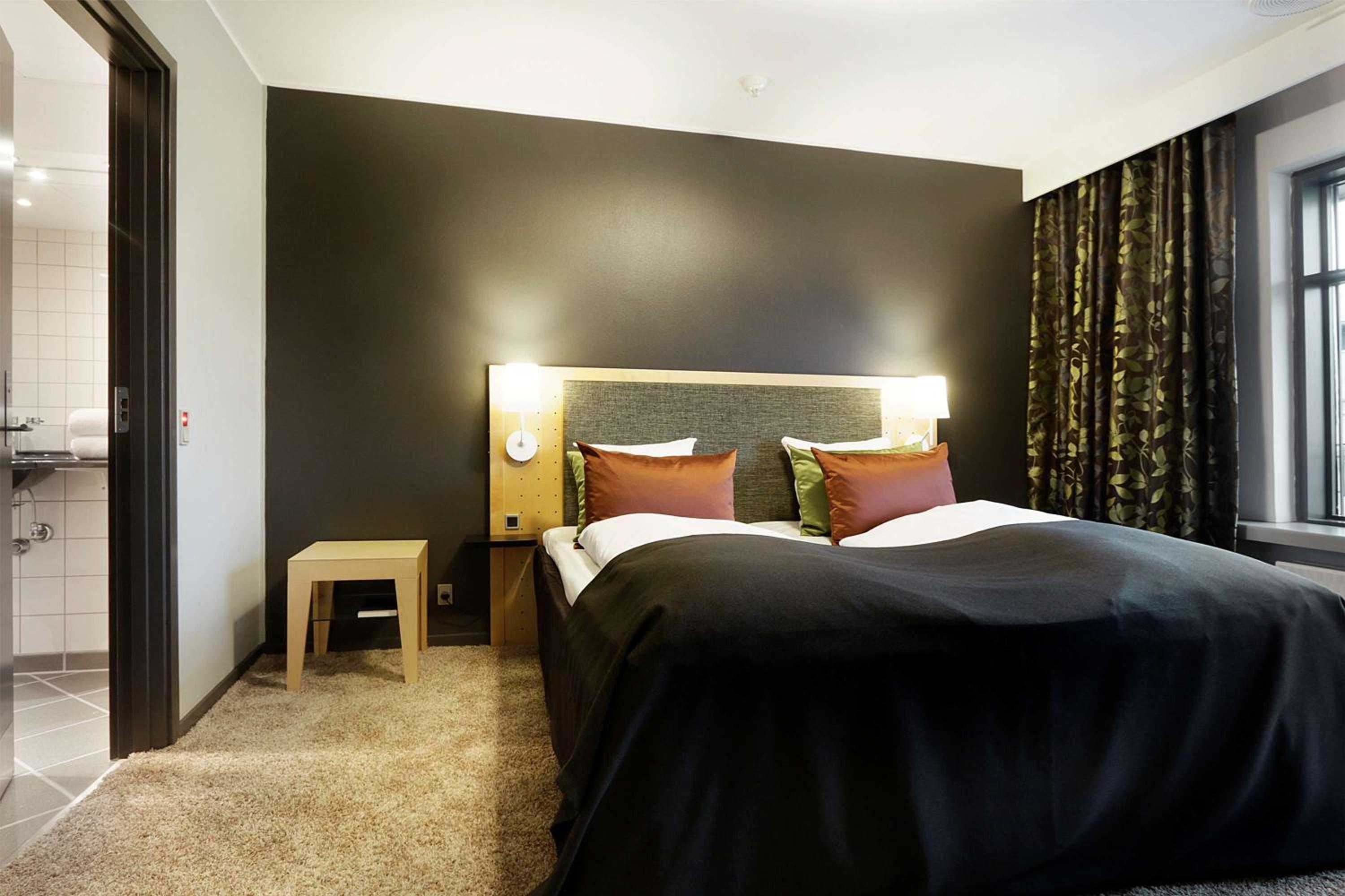 Two-Rooms with King Bed